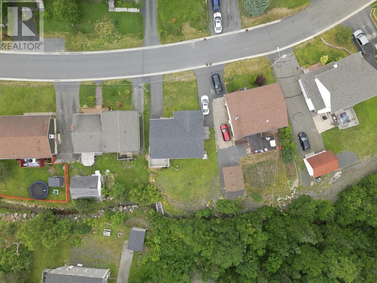 12 Thorburn Place, Clarenville — photo 27