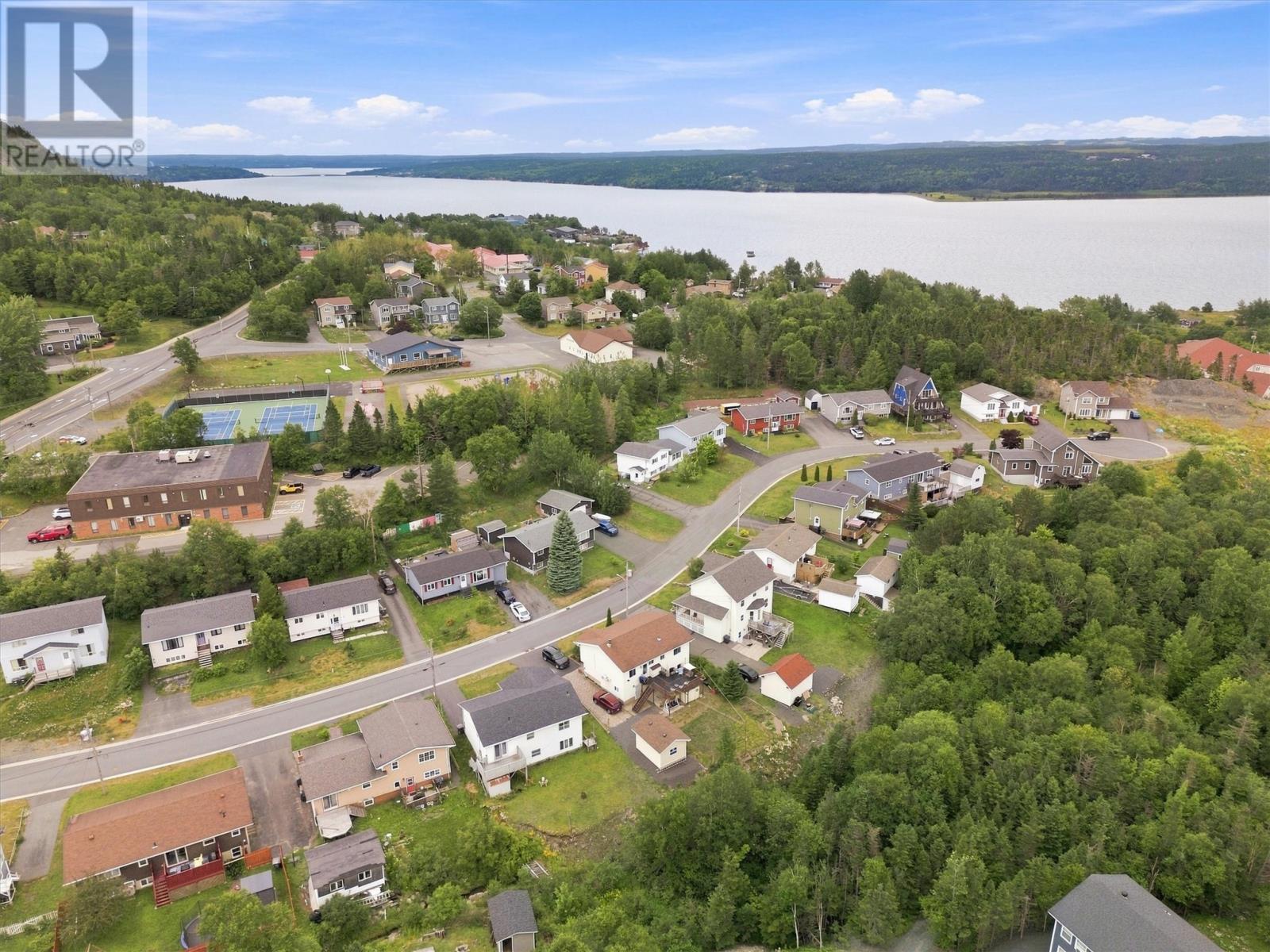 12 Thorburn Place, Clarenville — photo 28