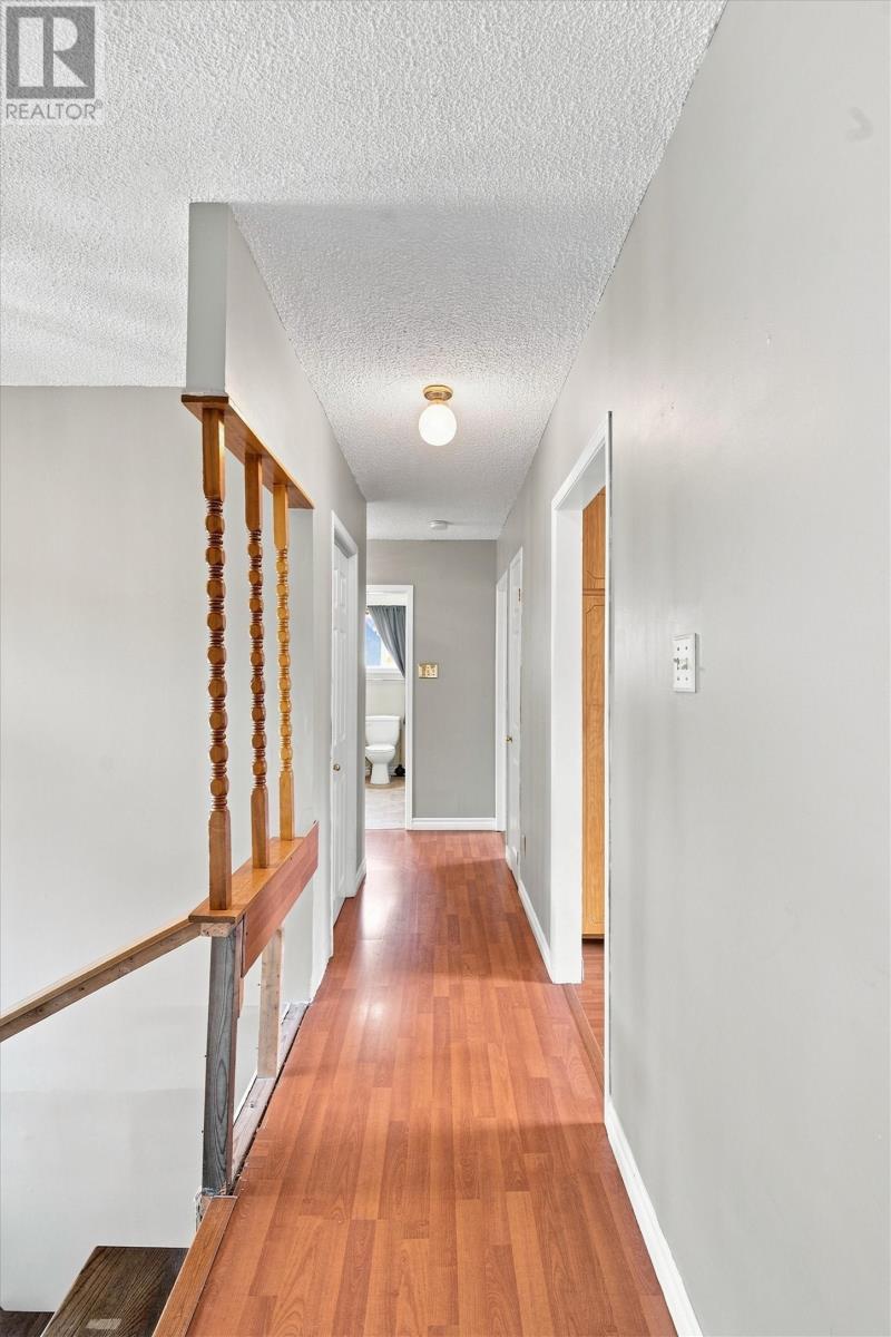 12 Thorburn Place, Clarenville — photo 3