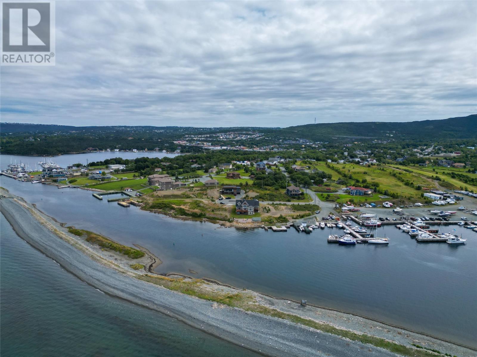 7 Commodore Place, Conception Bay South — photo 46