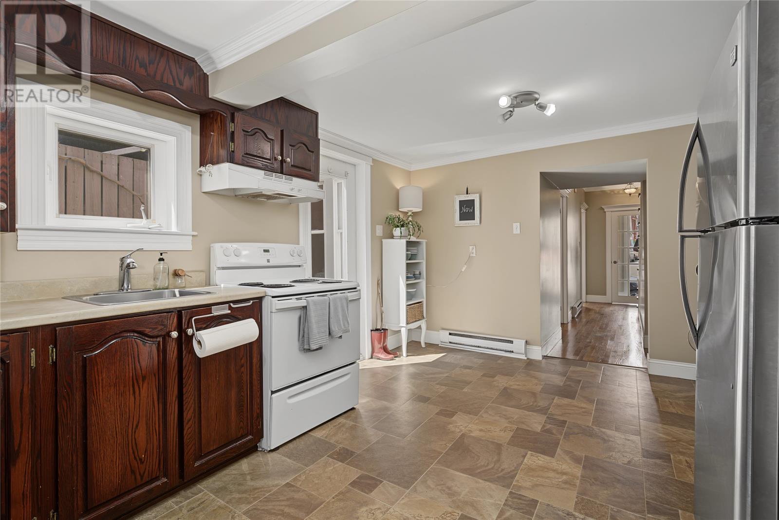 81 Gower Street, St. John's — photo 12