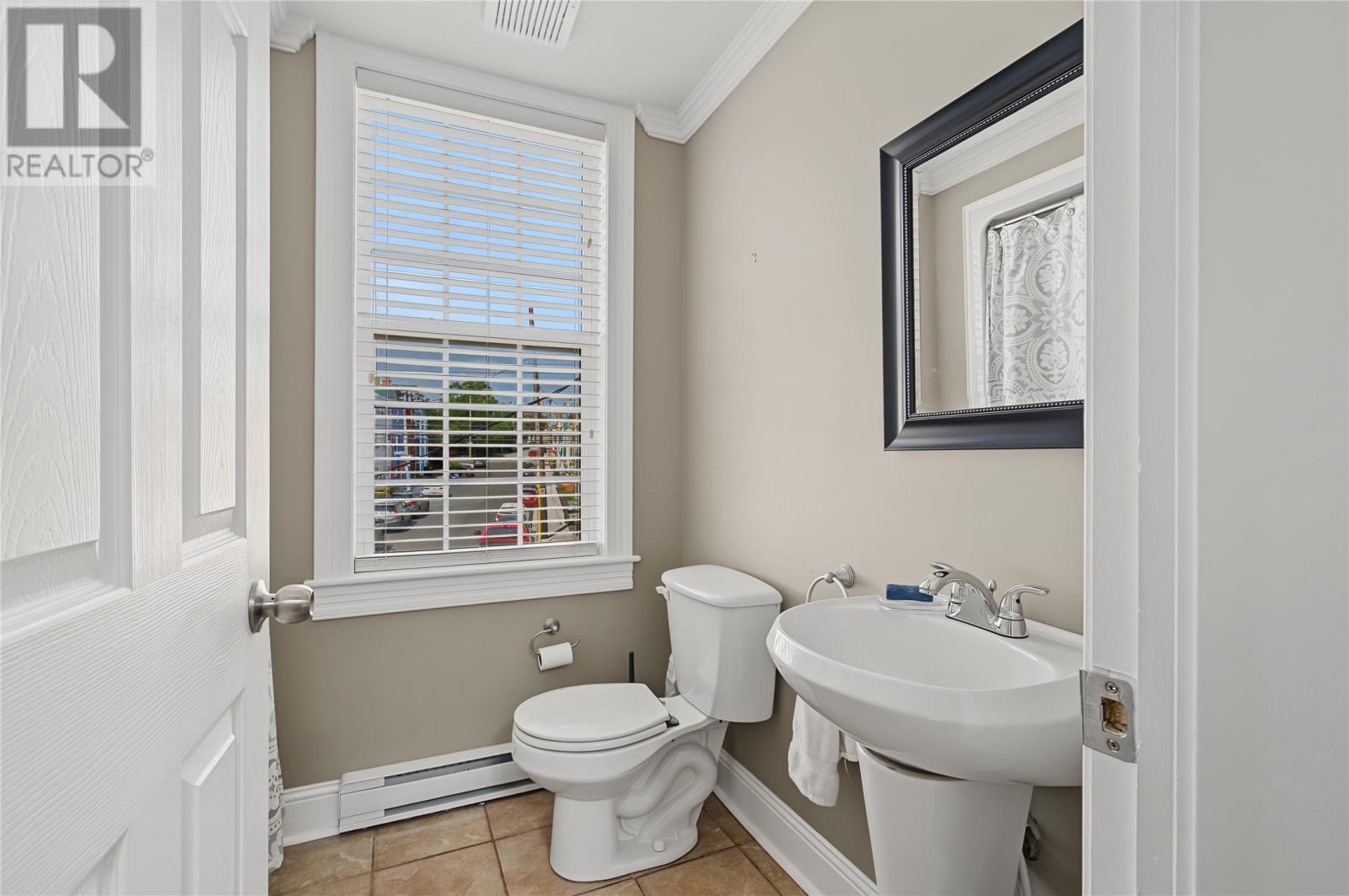 81 Gower Street, St. John's — photo 28