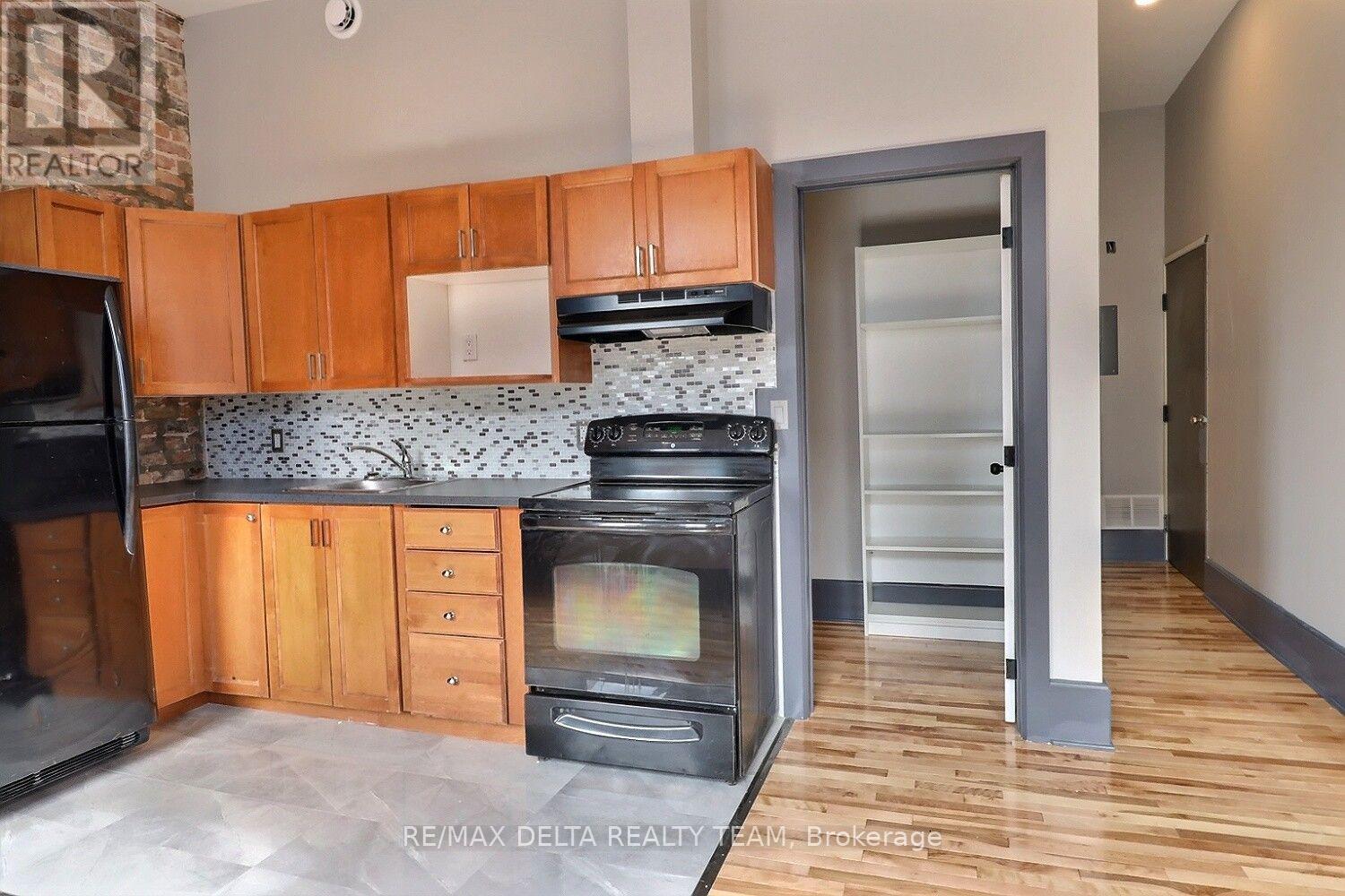112 King Street W, Prescott, Ontario  K0E 1T0 - Photo 32 - X13685826