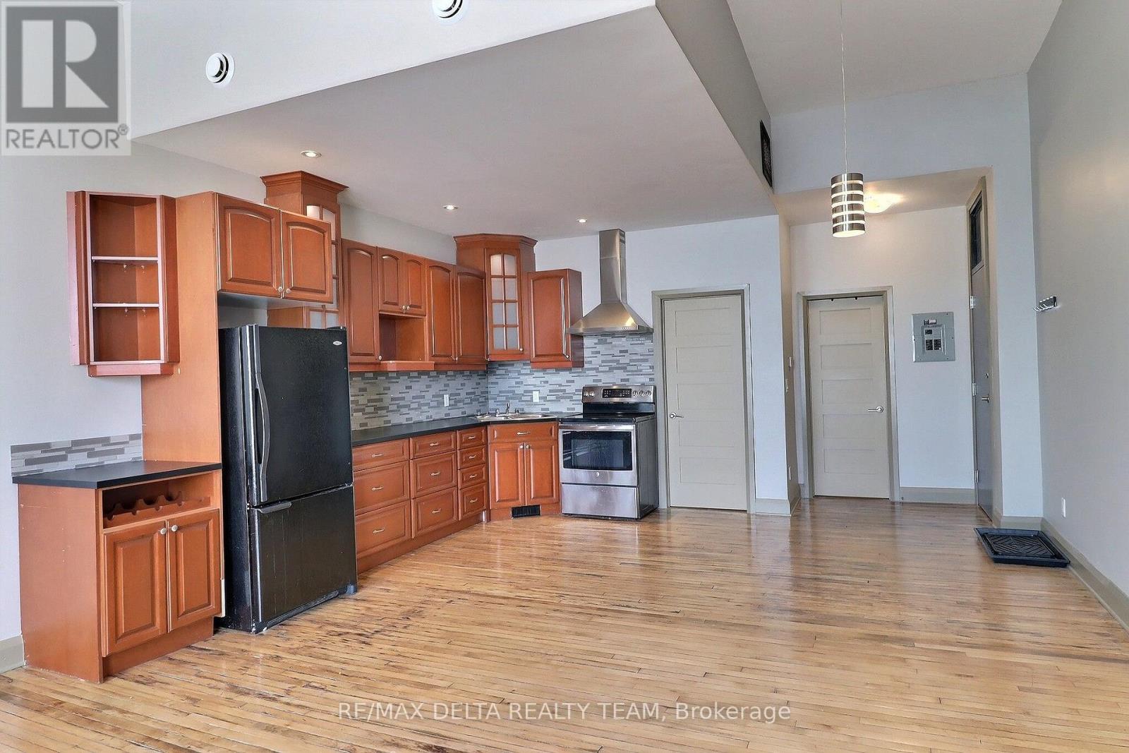 228 King Street W, Prescott, Ontario  K0E 1T0 - Photo 14 - X13685832