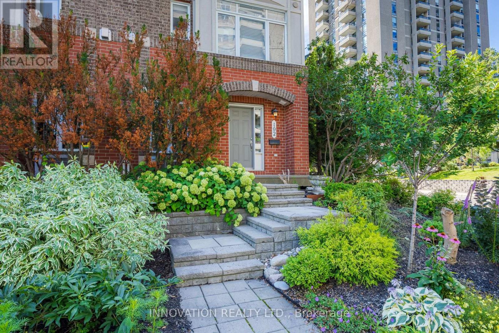192 Clearview Avenue, Ottawa, Ontario  K1Z 1B8 - Photo 4 - X13685838