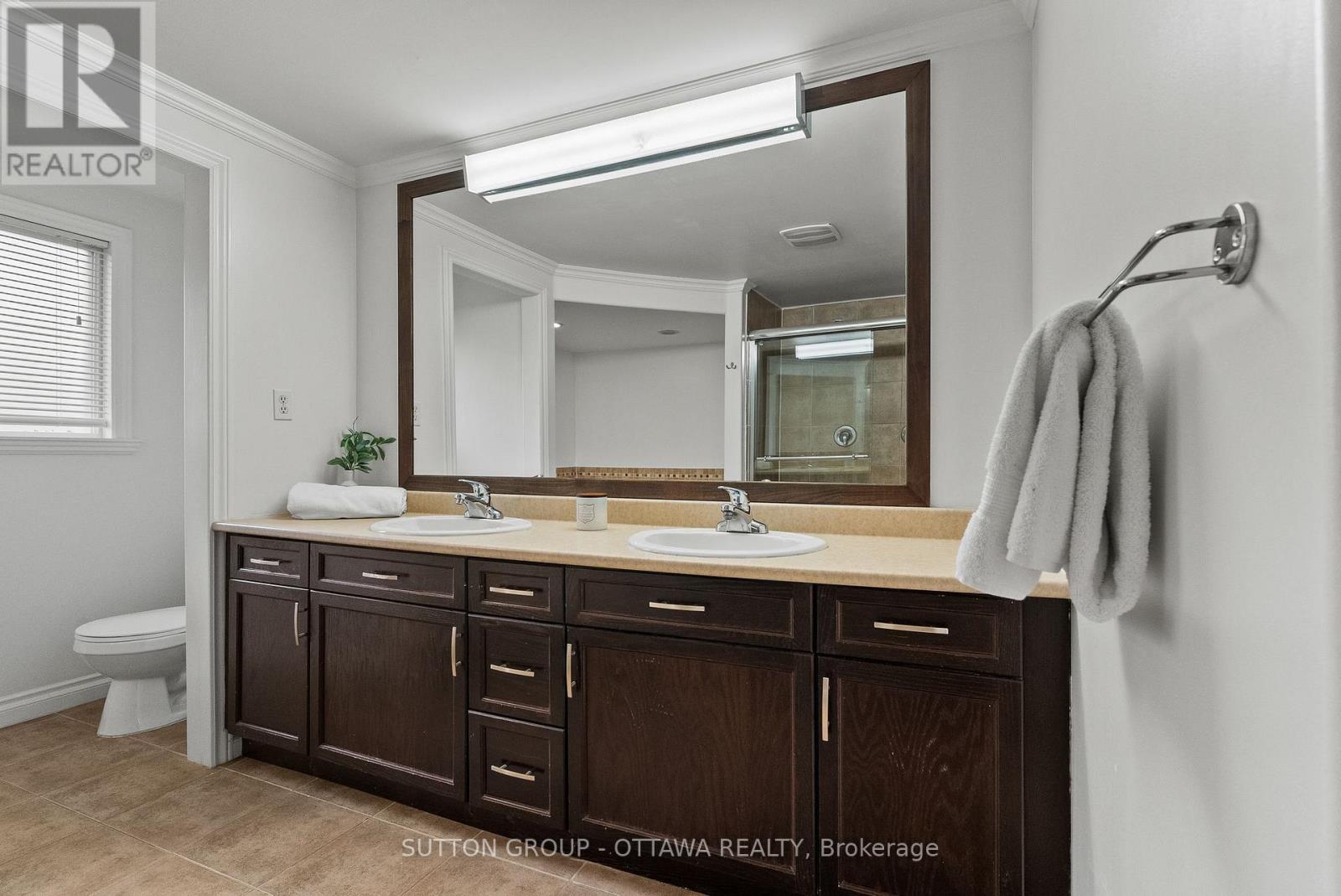 2450 Blackstone Crescent, Ottawa, Ontario  K1B 4H2 - Photo 30 - X13685878