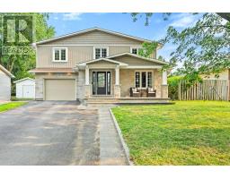 2450 BLACKSTONE CRESCENT, Ottawa, Ontario