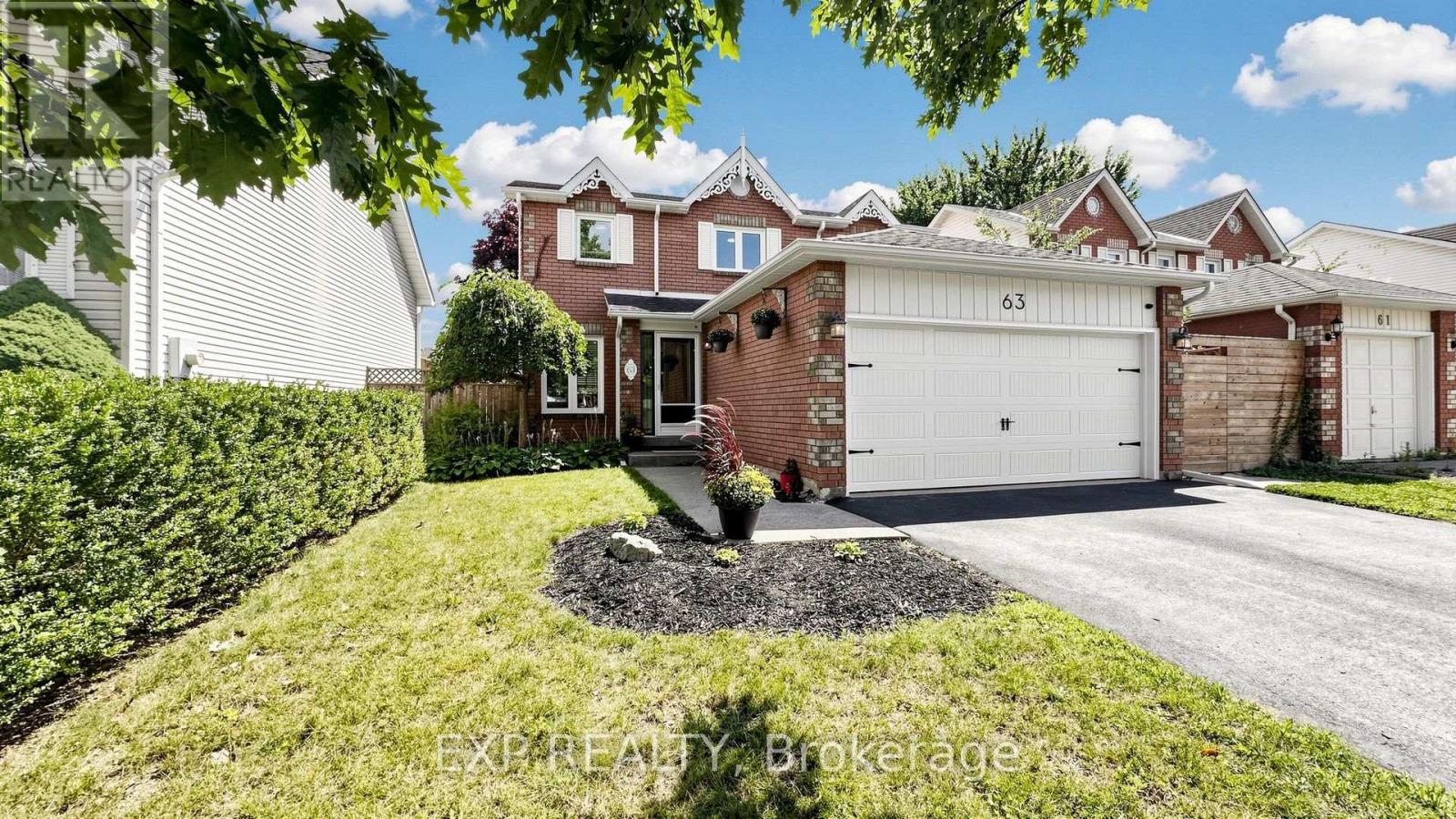 63 Fenwick Avenue, Clarington, Ontario  L1C 4S1 - Photo 1 - E13685872