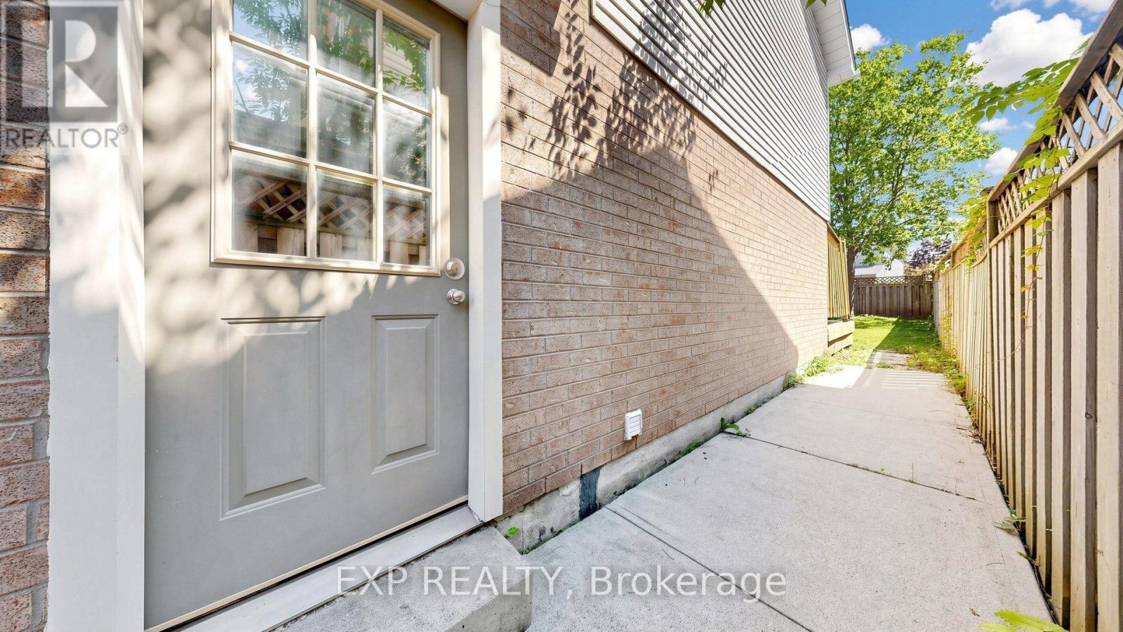 63 Fenwick Avenue, Clarington, Ontario  L1C 4S1 - Photo 36 - E13685872