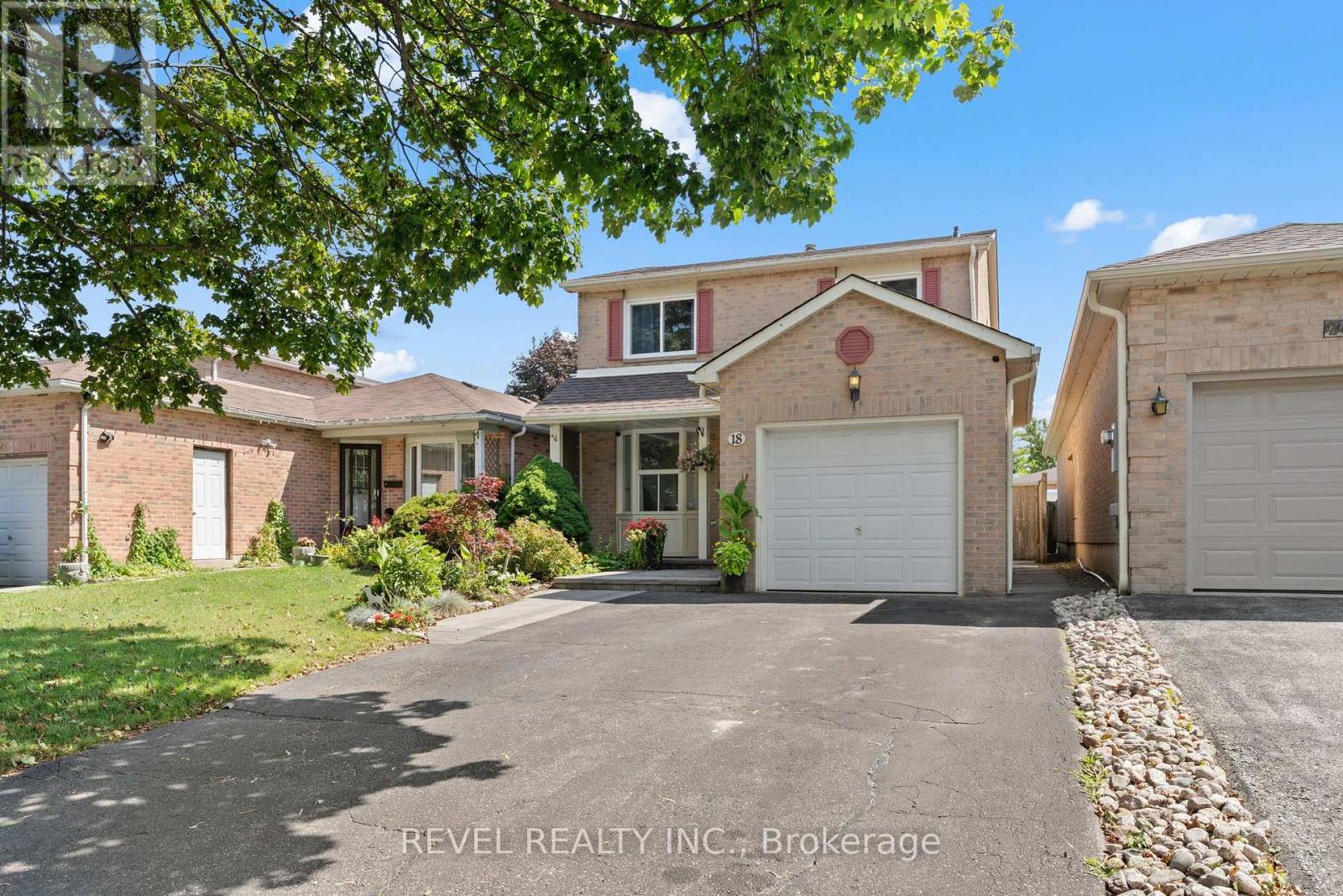18 LONGSTAFF DRIVE, Ajax, Ontario