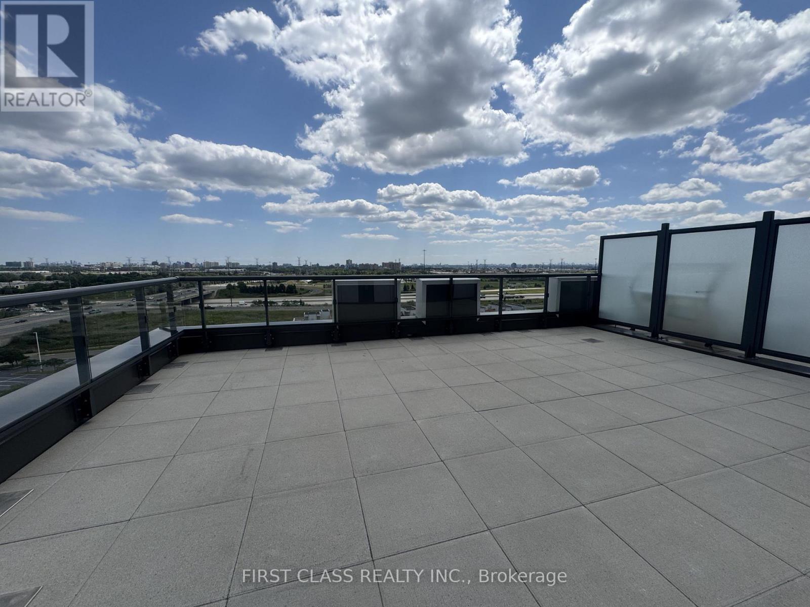 1017 - 60 Honeycrisp Crescent, Vaughan, Ontario  L4K 0N5 - Photo 12 - N13685866