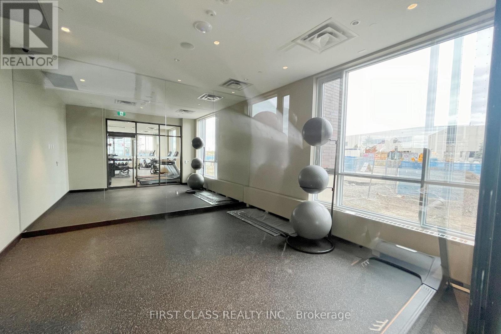 1017 - 60 Honeycrisp Crescent, Vaughan, Ontario  L4K 0N5 - Photo 18 - N13685866