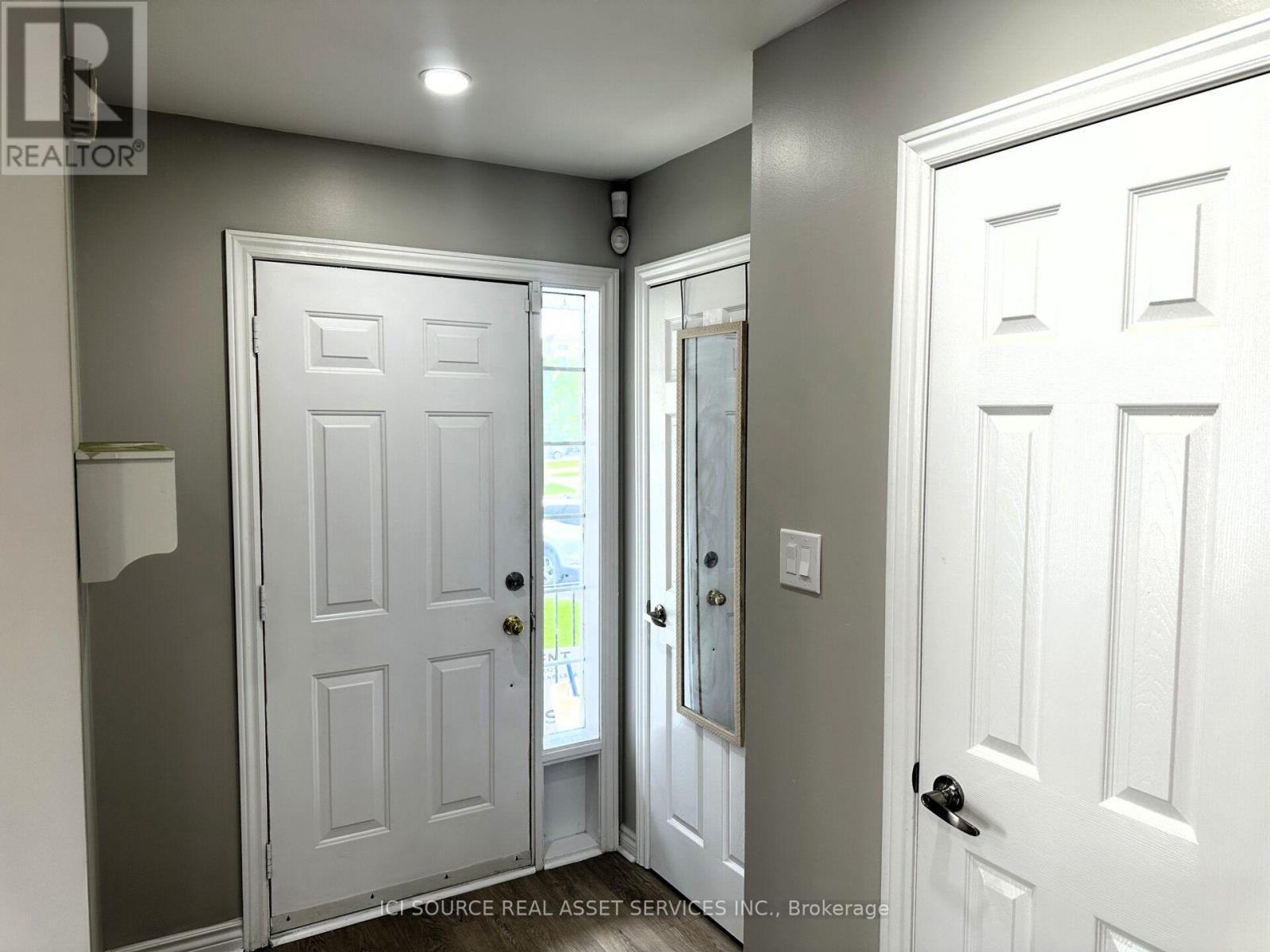 Main - 67 Russell Hill Drive, Barrie (Painswick South), Ontario  L4N 0C1 - Photo 2 - S13685846