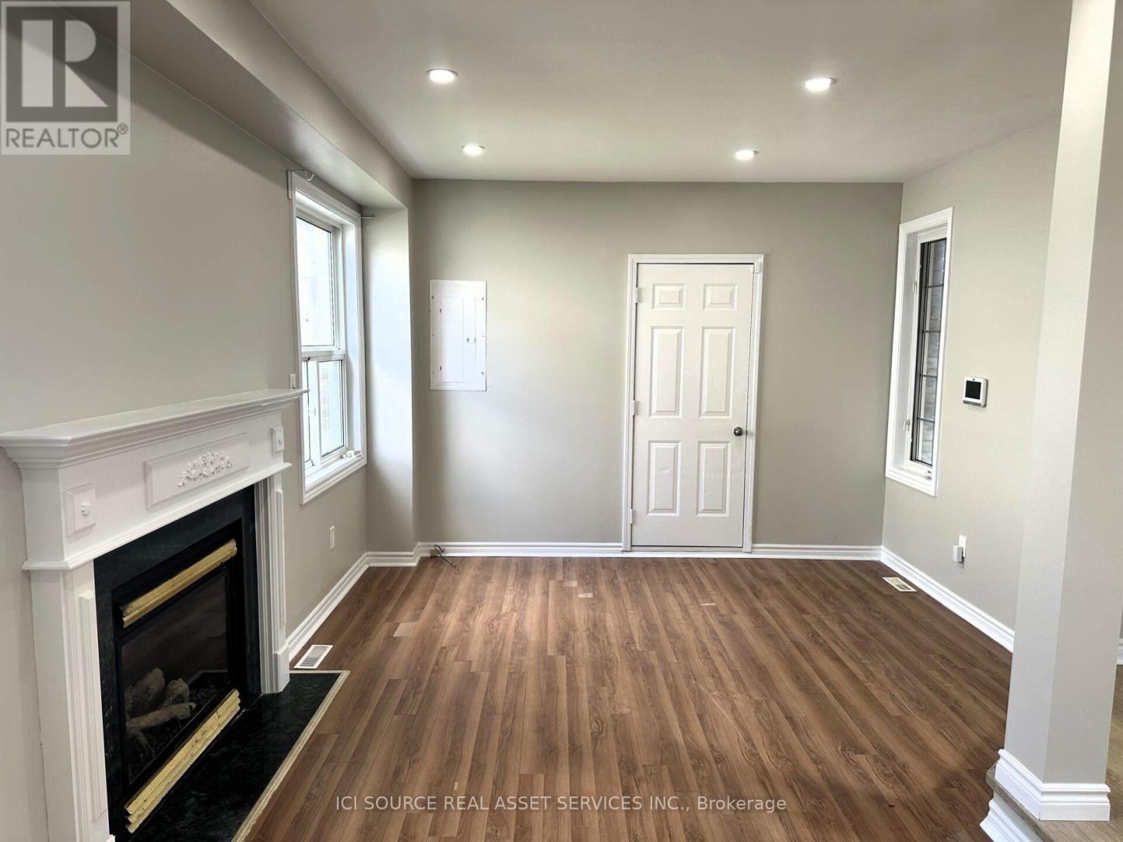 Main - 67 Russell Hill Drive, Barrie (Painswick South), Ontario  L4N 0C1 - Photo 5 - S13685846
