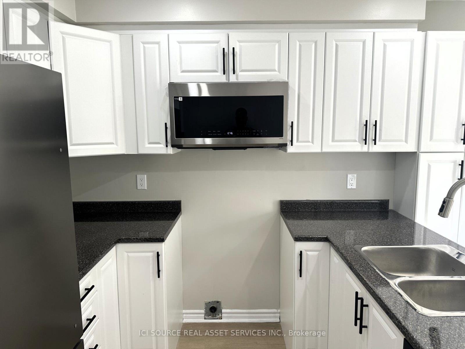 Main - 67 Russell Hill Drive, Barrie (Painswick South), Ontario  L4N 0C1 - Photo 8 - S13685846