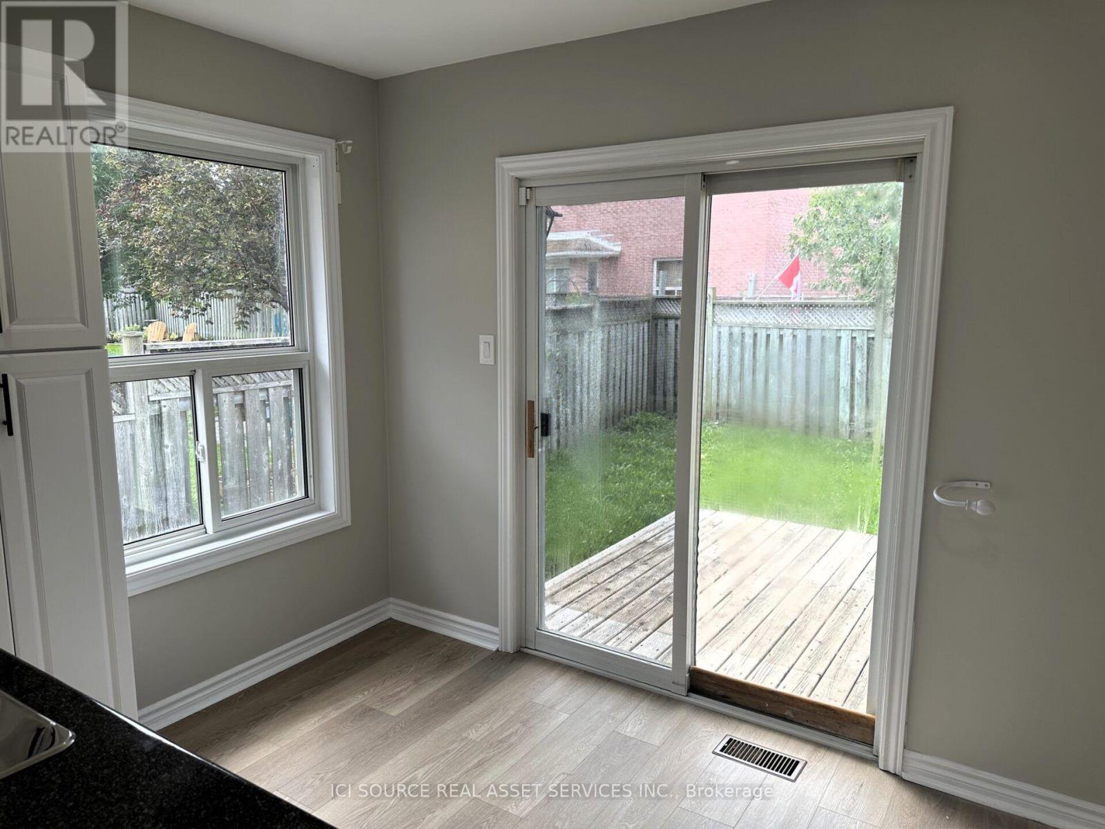 Main - 67 Russell Hill Drive, Barrie (Painswick South), Ontario  L4N 0C1 - Photo 9 - S13685846