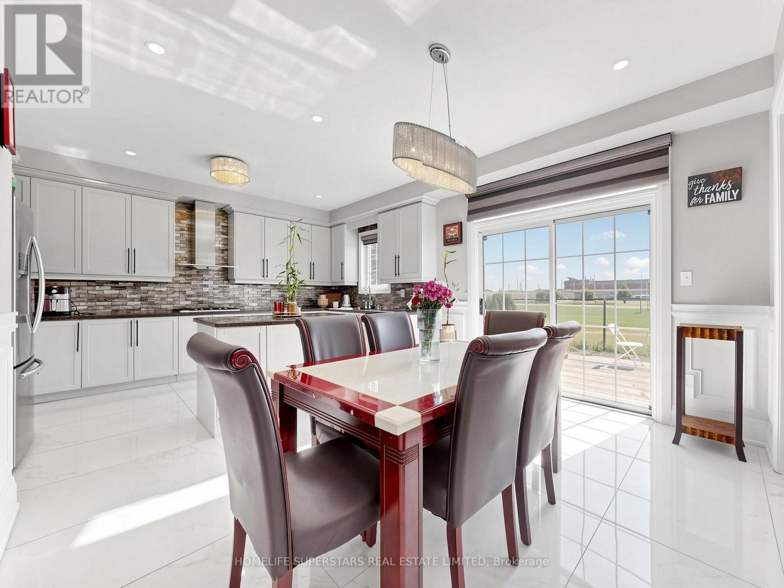 72 Egypt Drive, Brampton, Ontario  L6R 0S6 - Photo 11 - W13685864