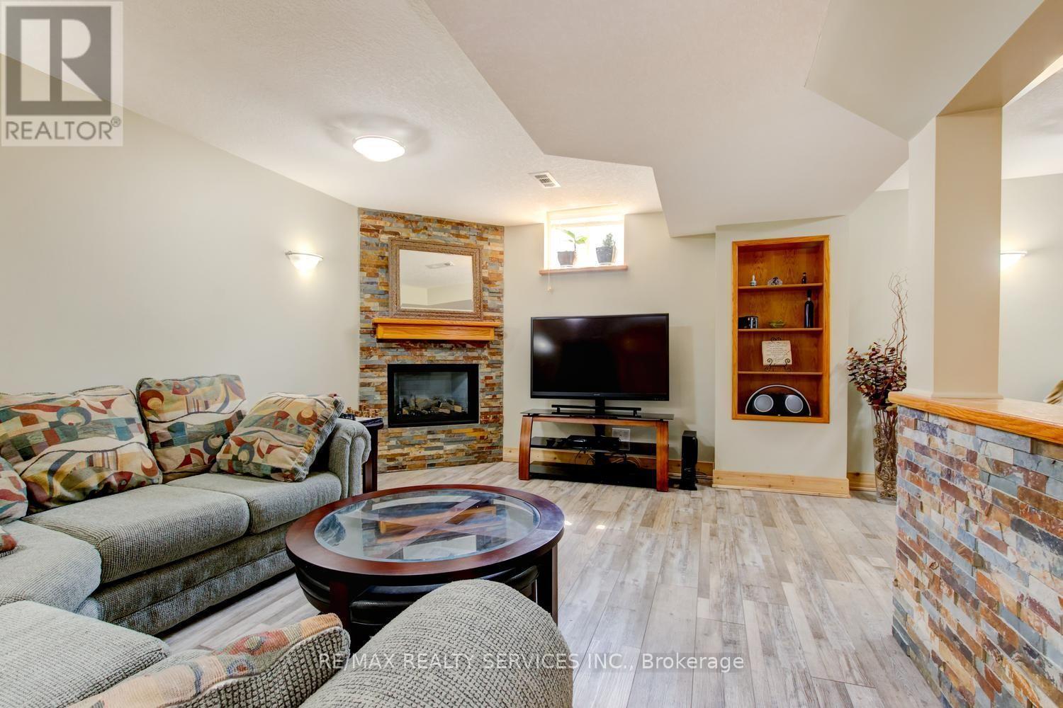 35 Hardgate Crescent, Brampton, Ontario  L7A 3V7 - Photo 32 - W13685884