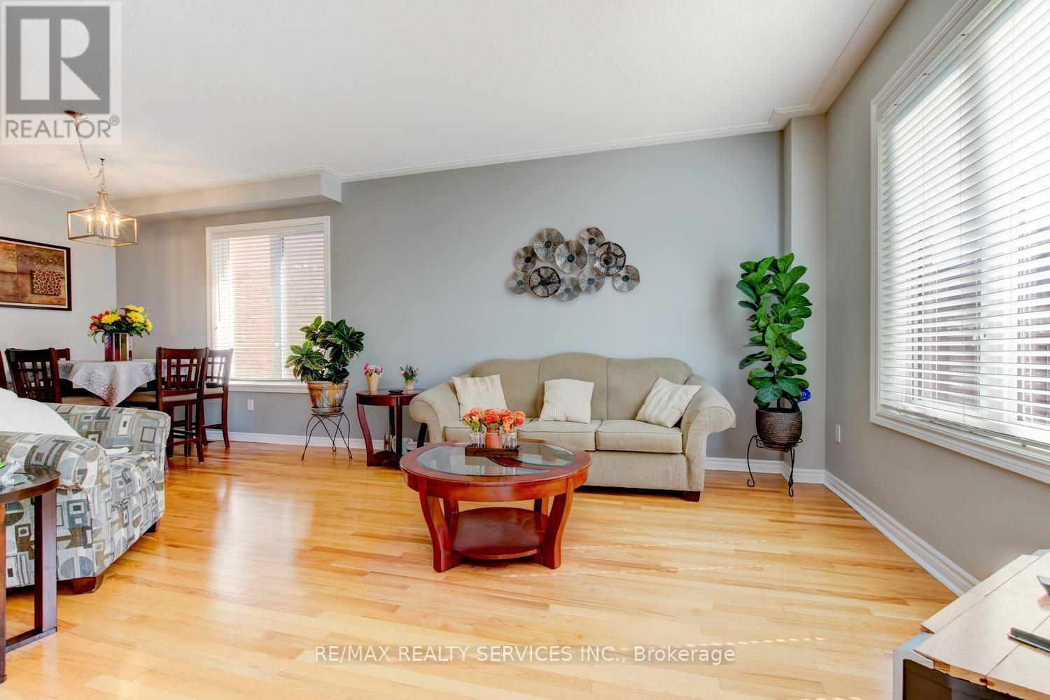 35 Hardgate Crescent, Brampton, Ontario  L7A 3V7 - Photo 7 - W13685884