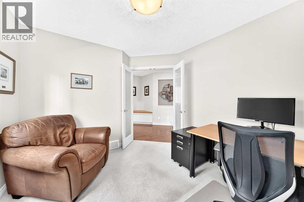 127 Royal Birch Way NW, Calgary, Alberta  T3G 5Y1 - Photo 20 - A2335191
