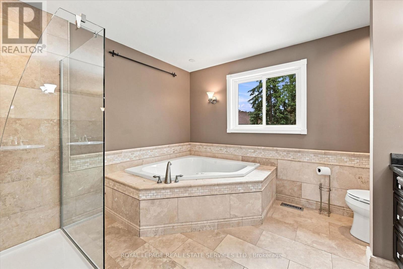 1512 Princeton Crescent, Oakville, Ontario  L6H 4H4 - Photo 31 - W13683424