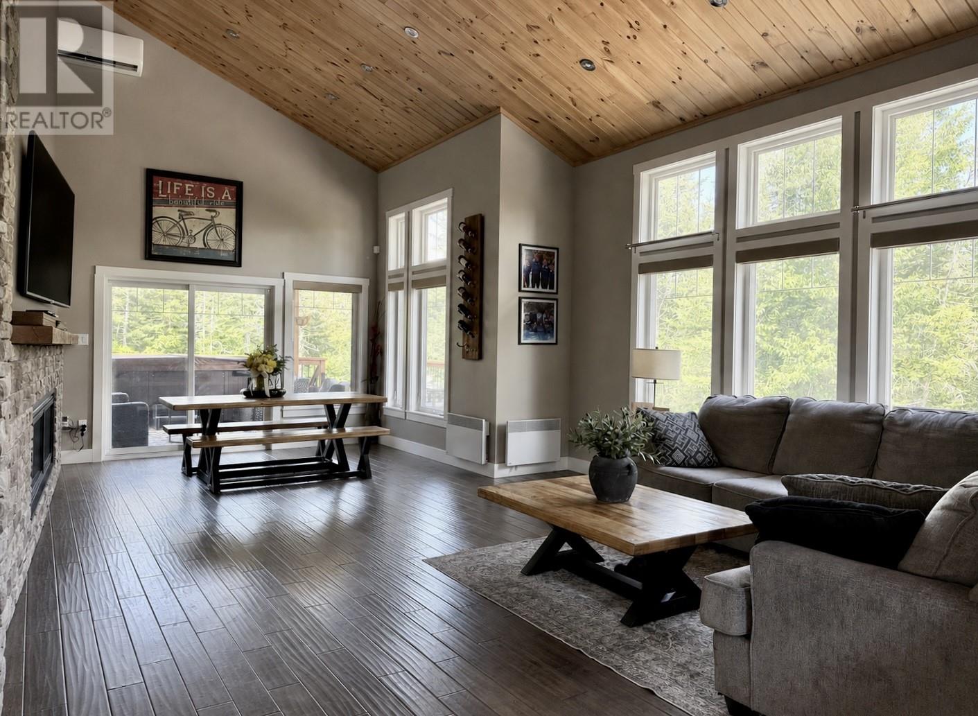 2 Scott Drive, Deer lake — photo 6