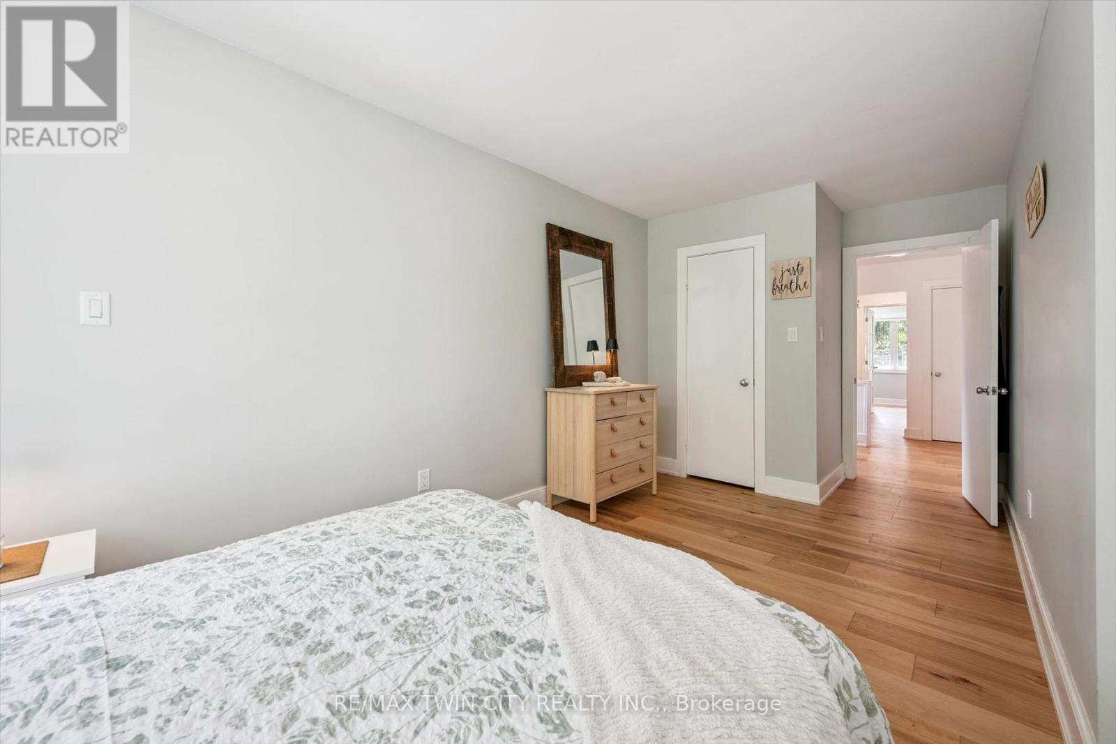 121 Belmont Avenue, Waterloo, Ontario  N2L 2A8 - Photo 26 - X13685858