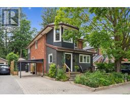 121 BELMONT AVENUE, Waterloo, Ontario