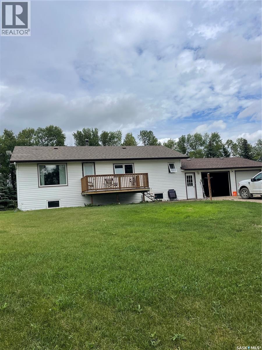 Clark Acres, Willowdale Rm No. 153, Saskatchewan  S0G 5C0 - Photo 1 - SK045870
