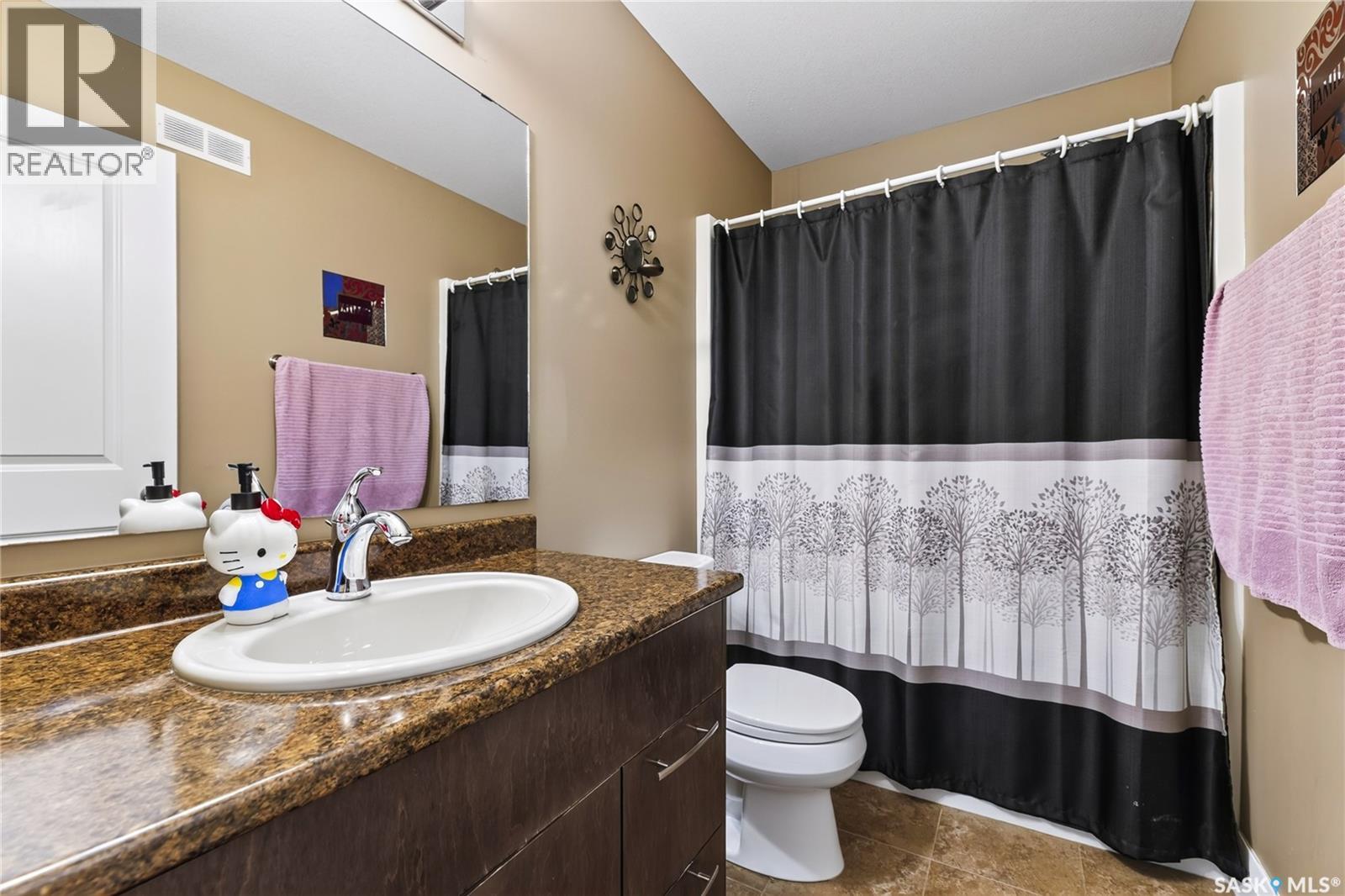 1114 Hargreaves Way, Saskatoon, Saskatchewan  S7R 0H2 - Photo 17 - SK045406