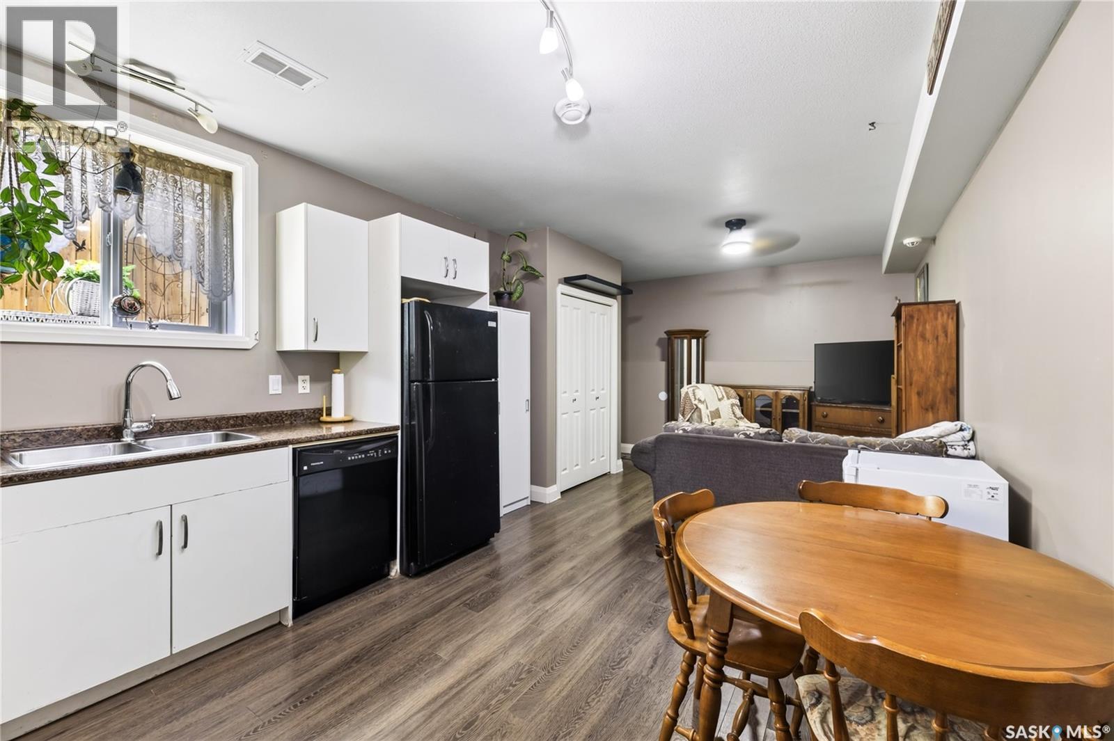1114 Hargreaves Way, Saskatoon, Saskatchewan  S7R 0H2 - Photo 34 - SK045406