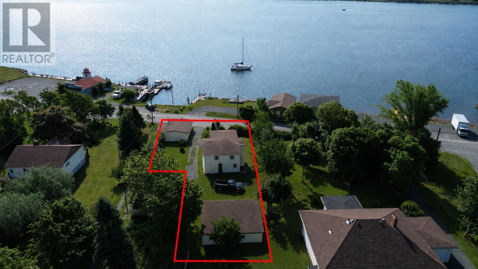 247 Water Street, Bay Roberts — photo 2