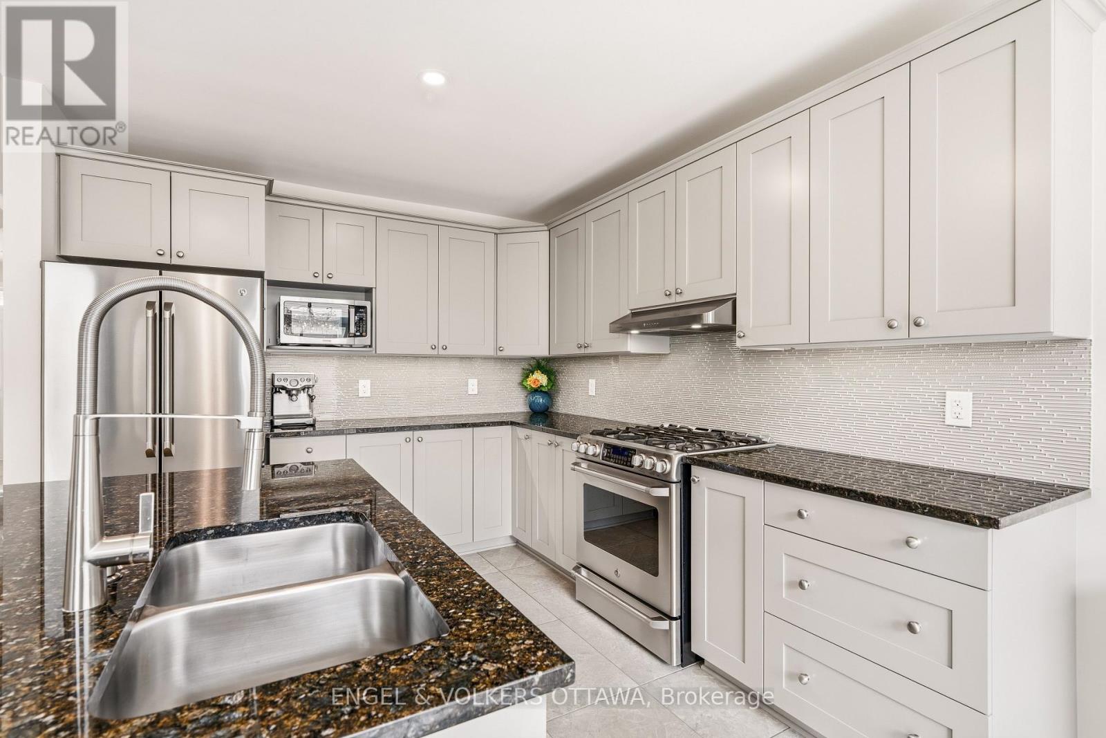 502 Caracole Way, Ottawa, Ontario  K4A 0W3 - Photo 13 - X13685904