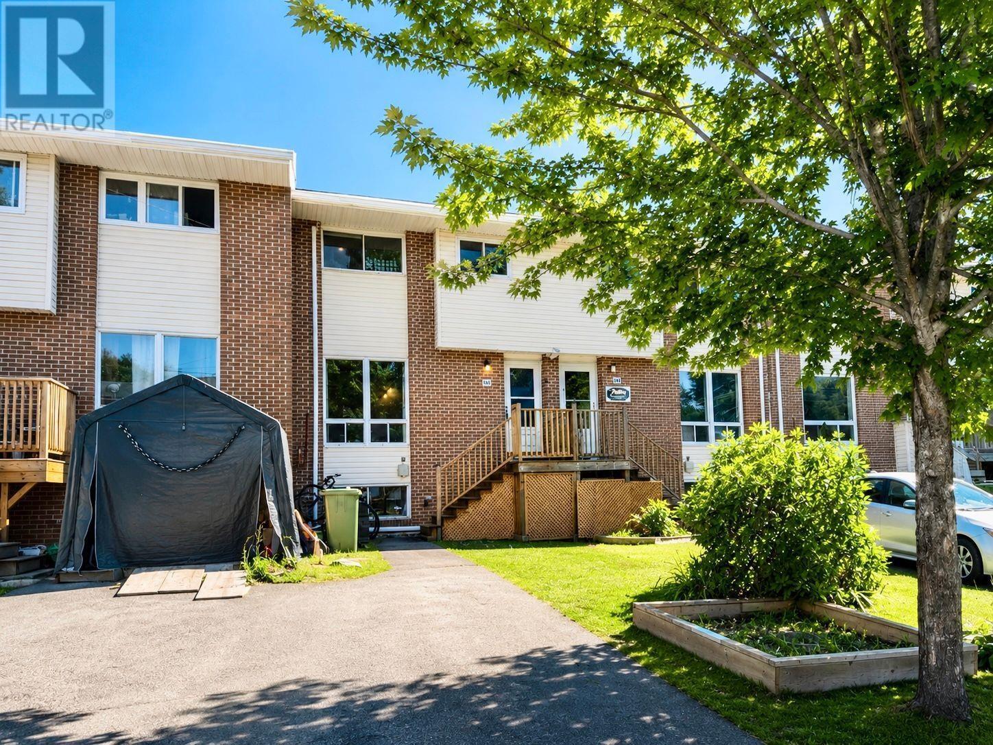 541 Arklow Drive, Dartmouth, Nova Scotia  B2W 4Z5 - Photo 1 - 202611694