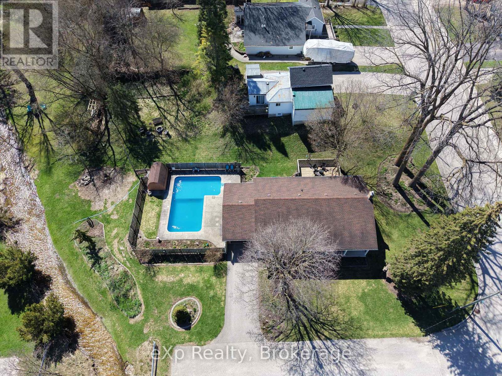 303 Mary Street, Brockton, Ontario  N0G 2V0 - Photo 3 - X13221304
