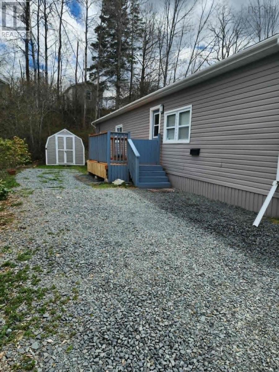 9 Heather Street, Middle Sackville, Nova Scotia  B4E 1C9 - Photo 2 - 202604008