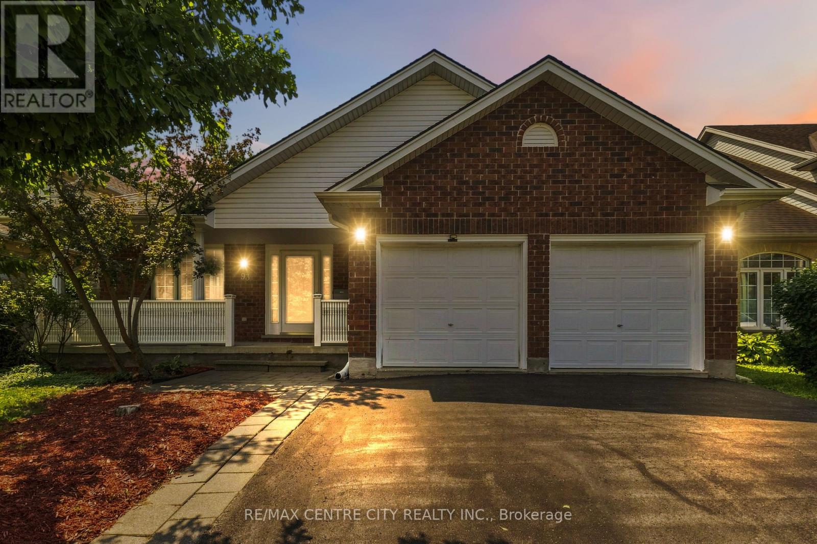 93 Mctaggart Court, London North, Ontario  N5X 3L9 - Photo 1 - X13685776