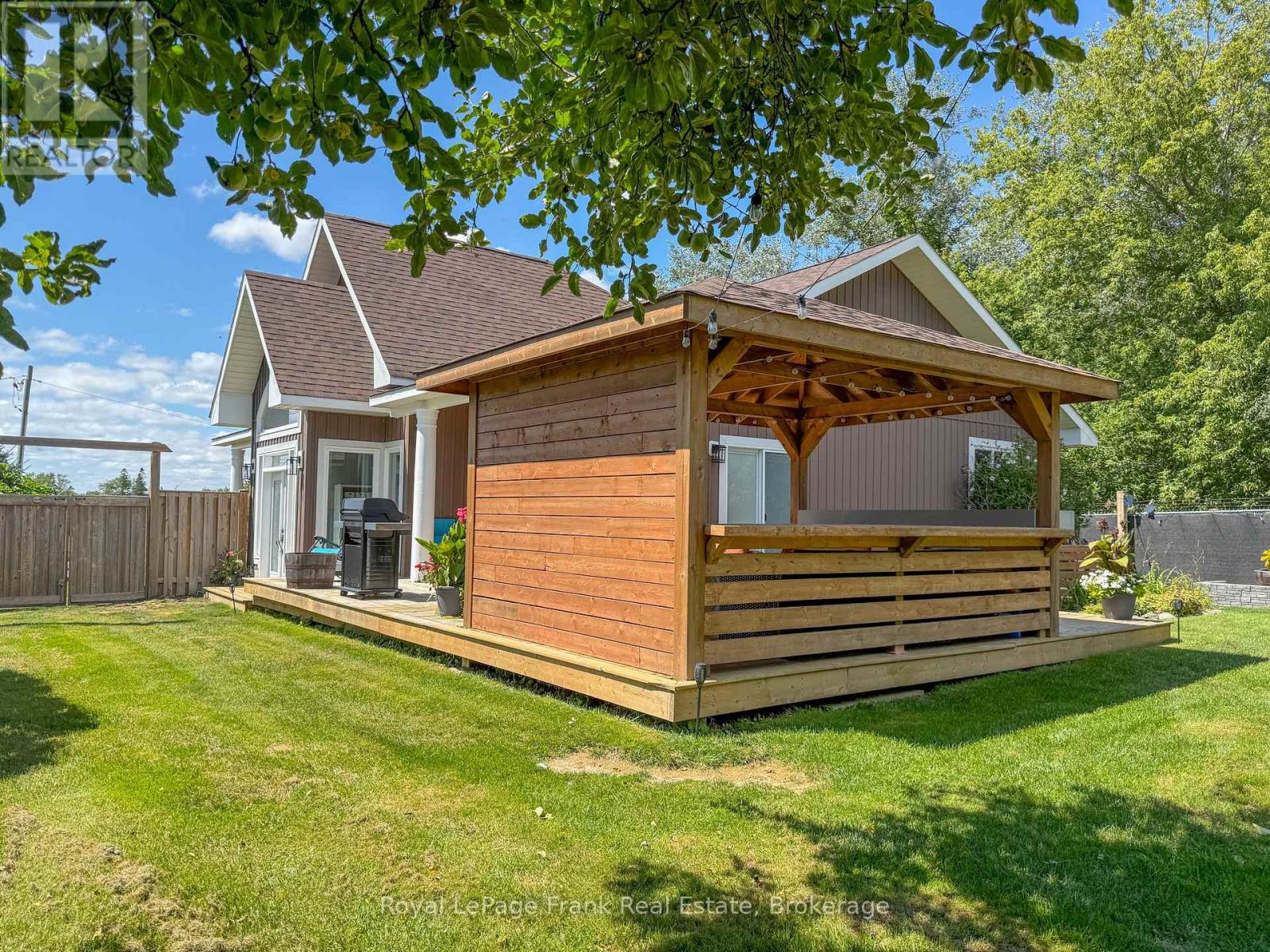 86 East Beach Road, Clarington, Ontario  L1C 6A5 - Photo 35 - E13686050
