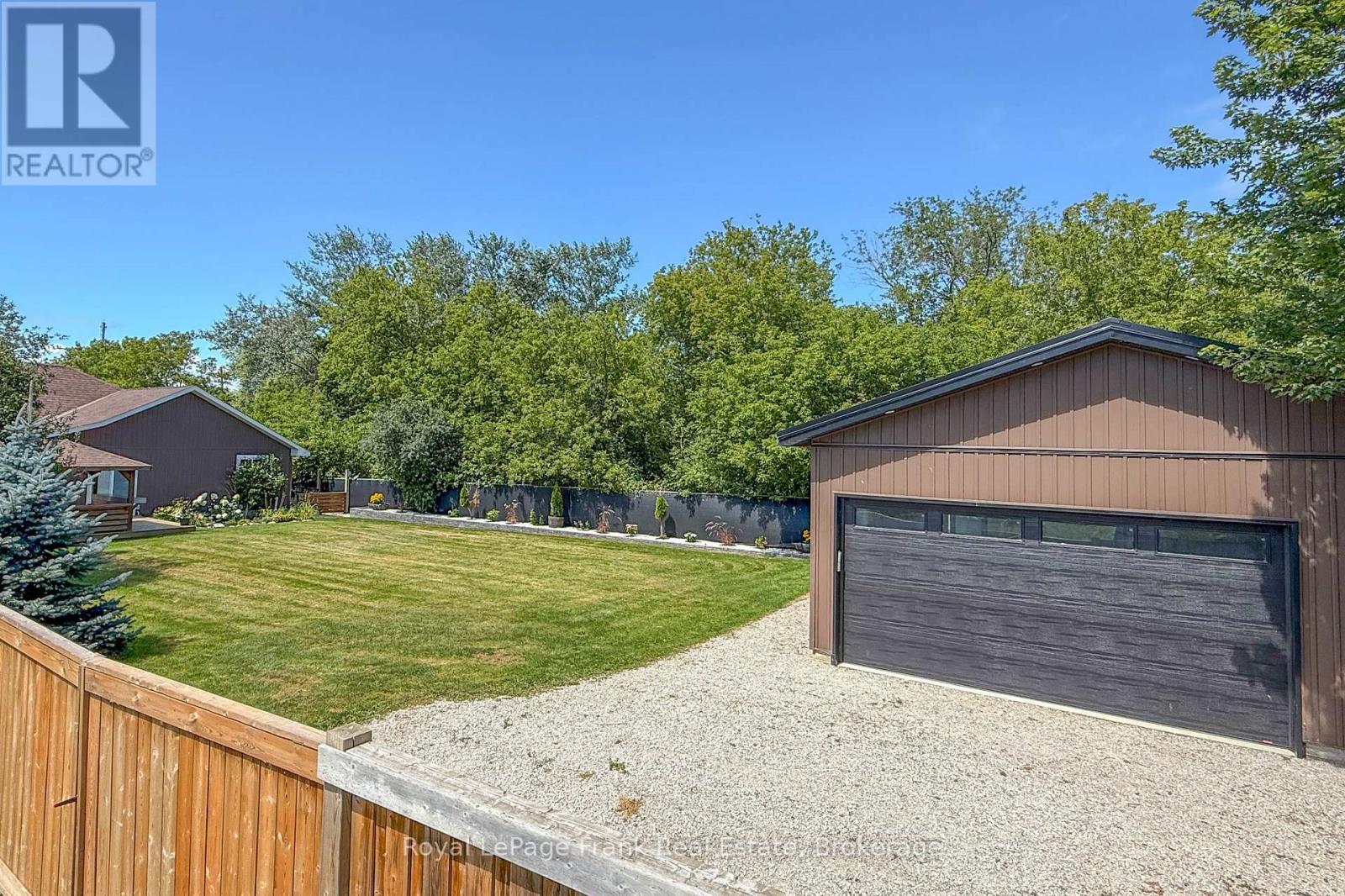 86 East Beach Road, Clarington, Ontario  L1C 6A5 - Photo 46 - E13686050
