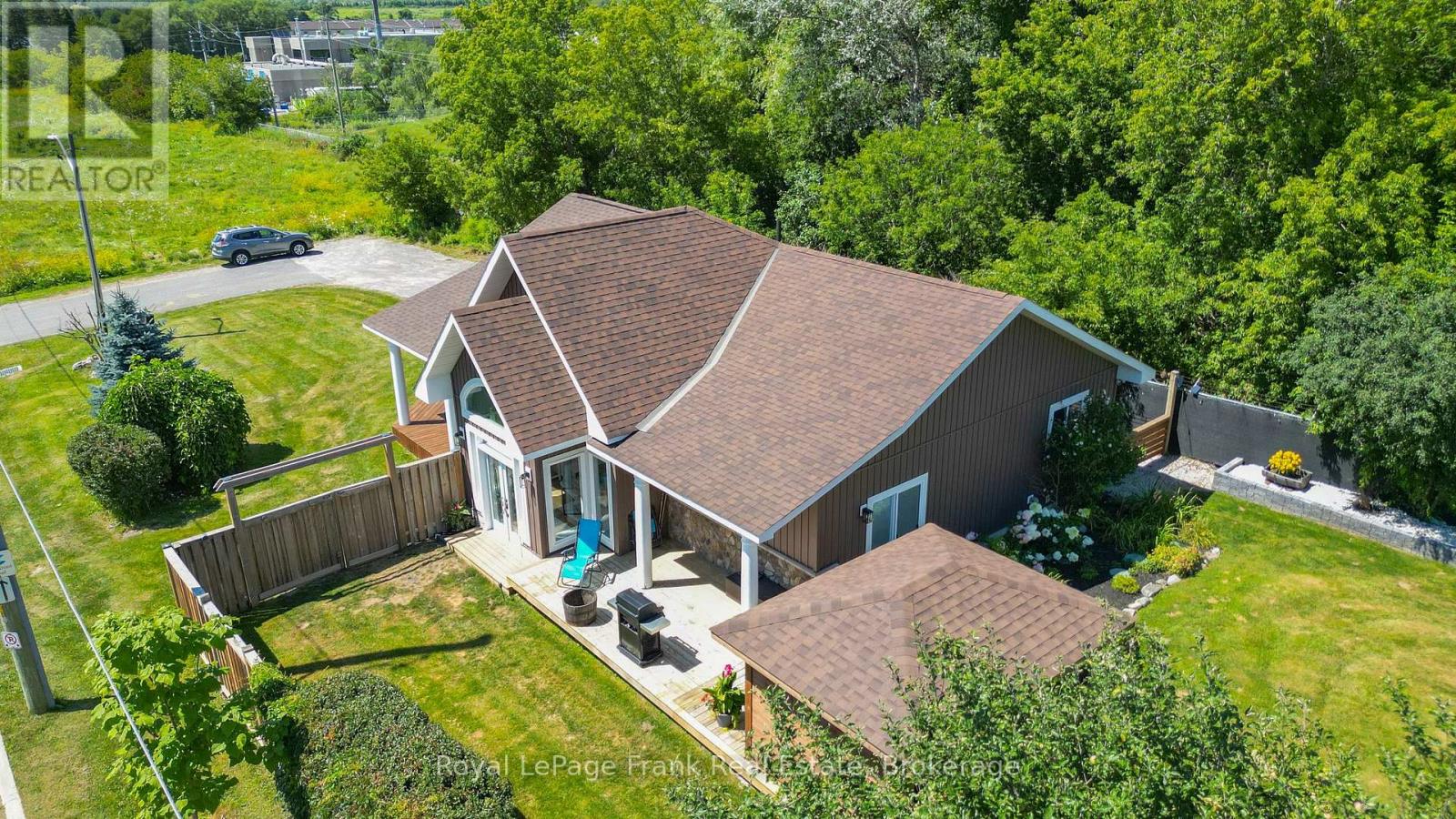 86 East Beach Road, Clarington, Ontario  L1C 6A5 - Photo 7 - E13686050
