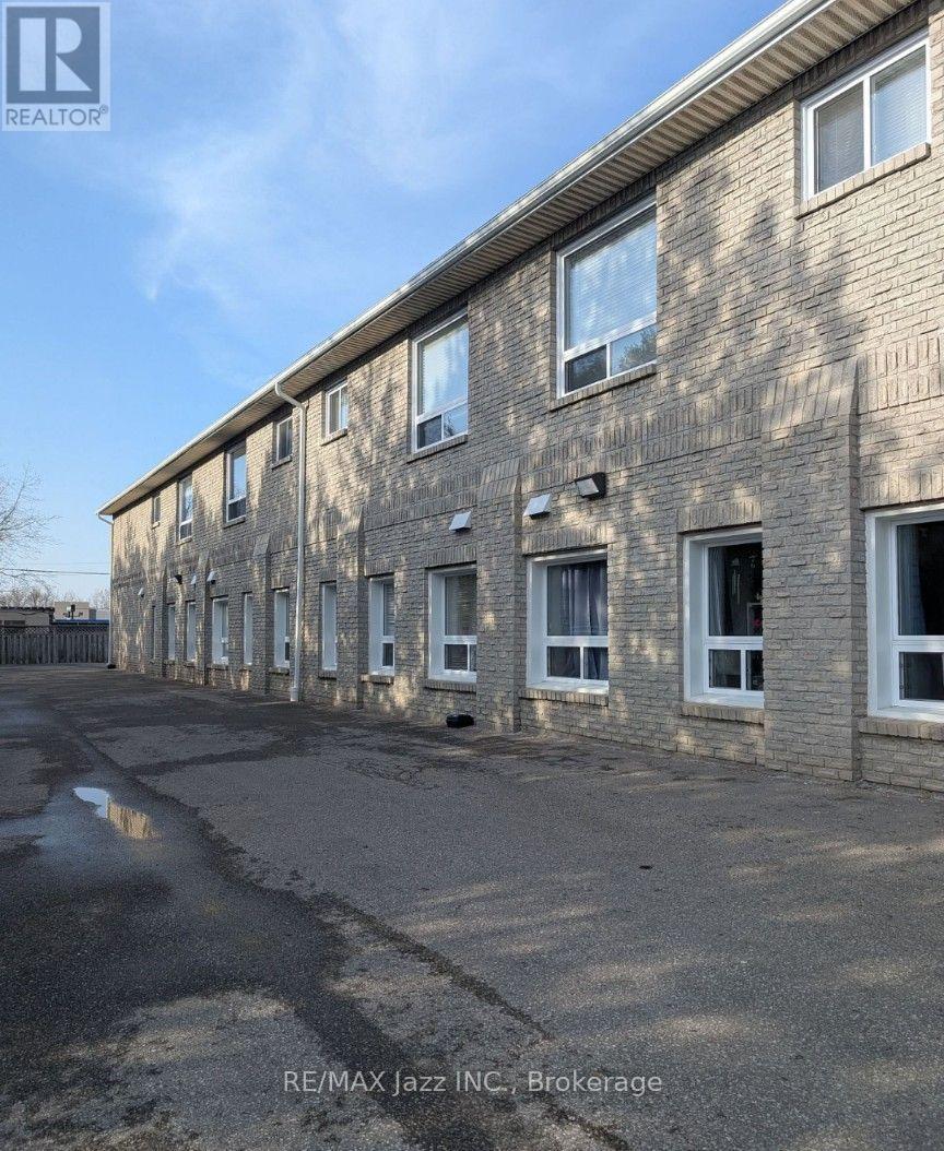 106 - 26 Spencer Street E, Cobourg, Ontario  K9A 1C2 - Photo 1 - X13686030