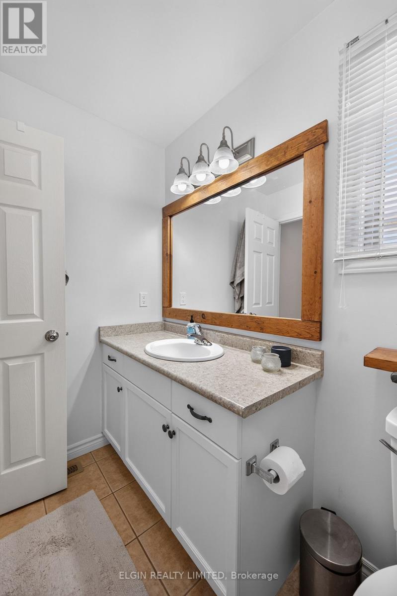 34 Pear Tree Avenue, St. Thomas, Ontario  N5R 0B5 - Photo 22 - X13686046