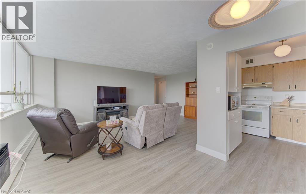 24 Midland Drive Unit# 403, Kitchener, Ontario  N2A 2A8 - Photo 5 - 40855901
