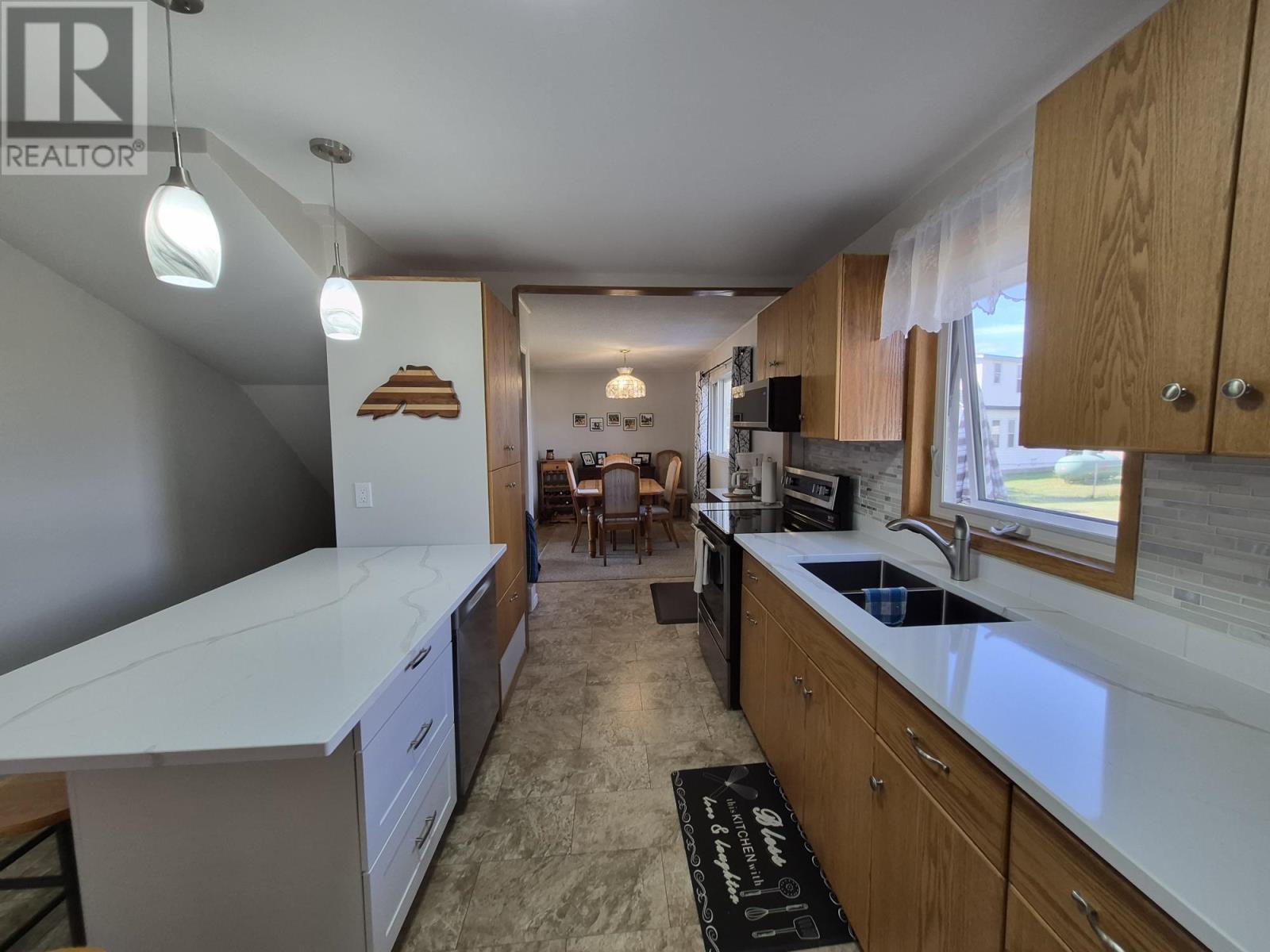 1 Laurier Ave, Terrace Bay, Ontario  P0T 2W0 - Photo 14 - TB2602386