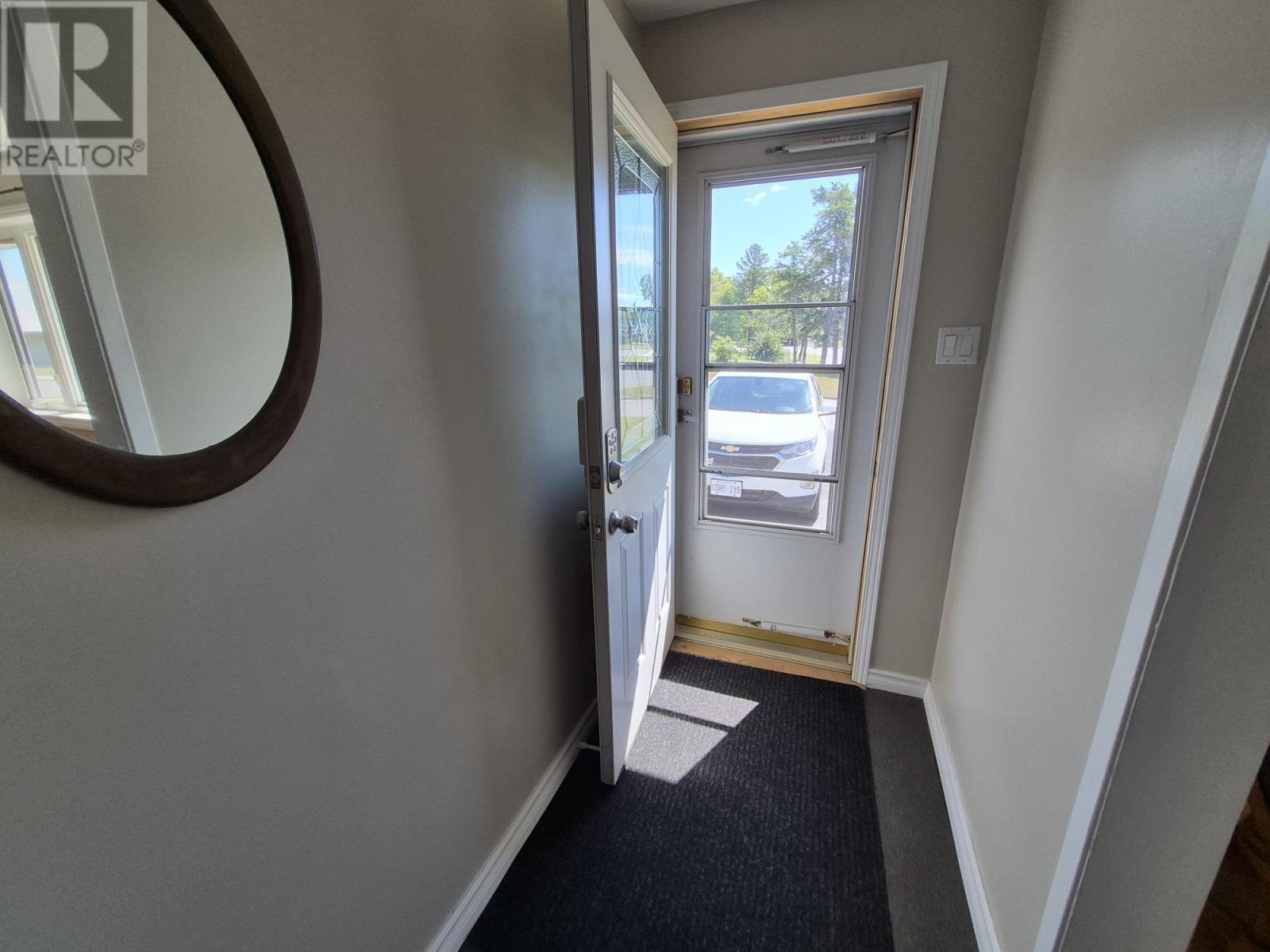 1 Laurier Ave, Terrace Bay, Ontario  P0T 2W0 - Photo 5 - TB2602386