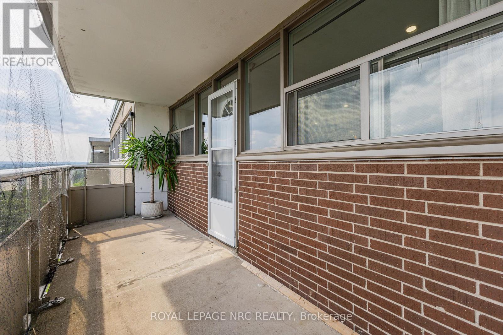 1510 - 215 Glenridge Avenue, St. Catharines, Ontario  L2T 3J7 - Photo 28 - X13686006