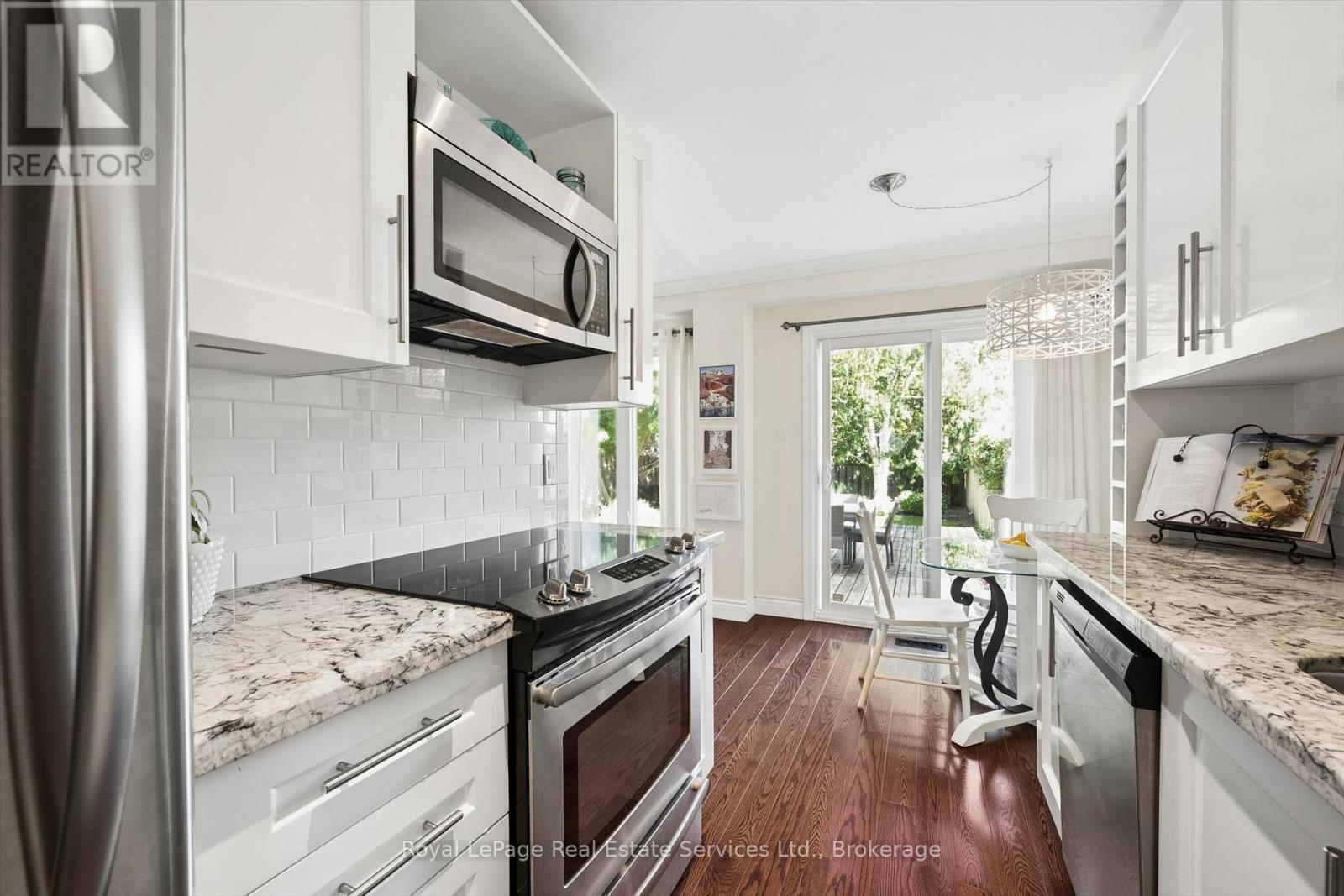 2255 Maclennan Drive, Oakville, Ontario  L6H 5K4 - Photo 18 - W13685964