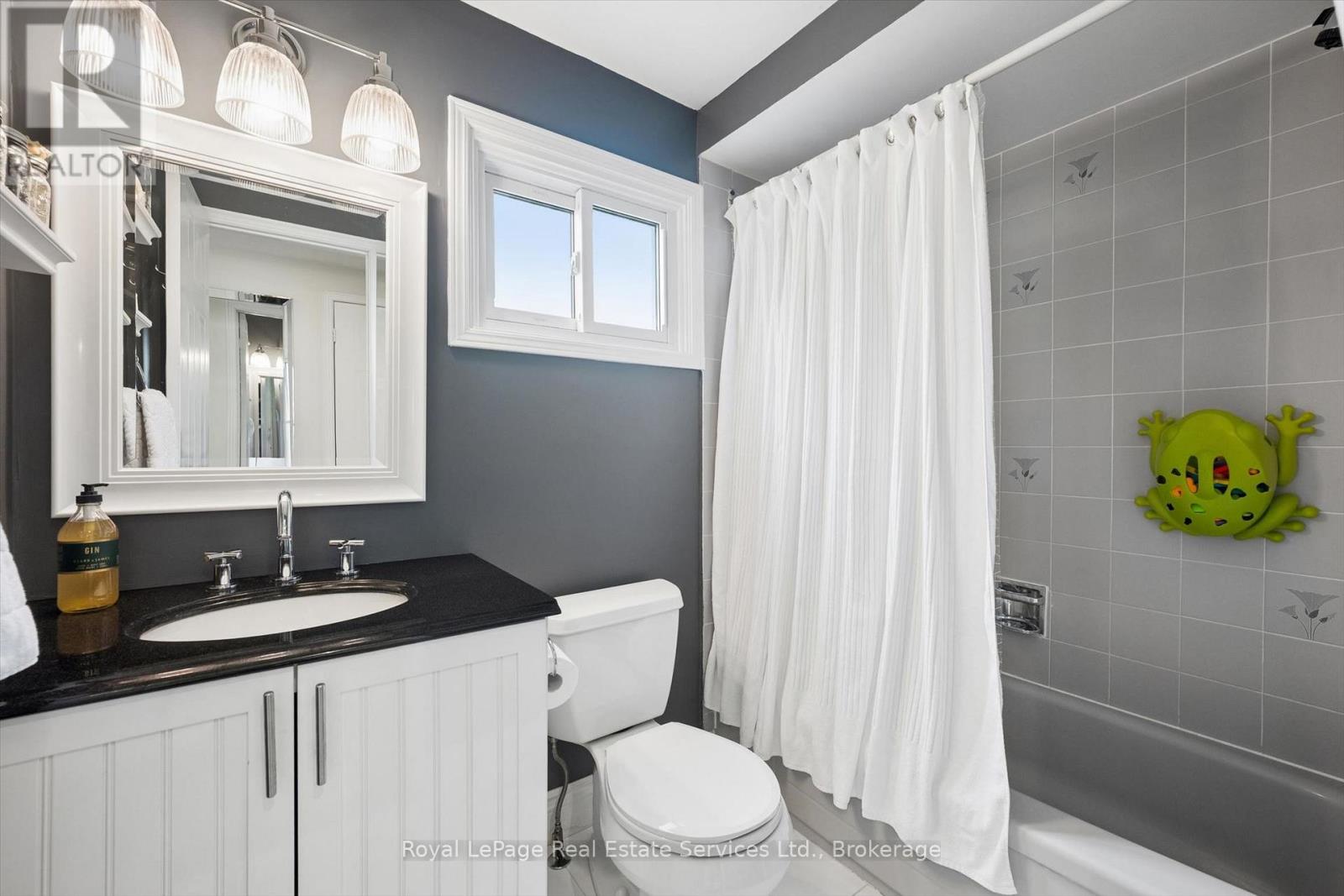 2255 Maclennan Drive, Oakville, Ontario  L6H 5K4 - Photo 28 - W13685964