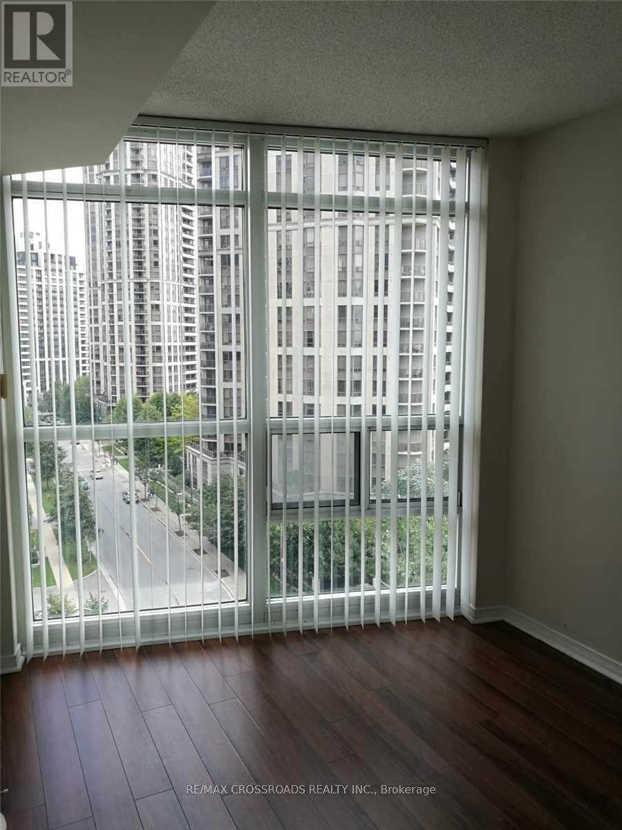 1001 - 30 Harrison Garden Boulevard, Toronto, Ontario  M2N 7A9 - Photo 4 - C13686040