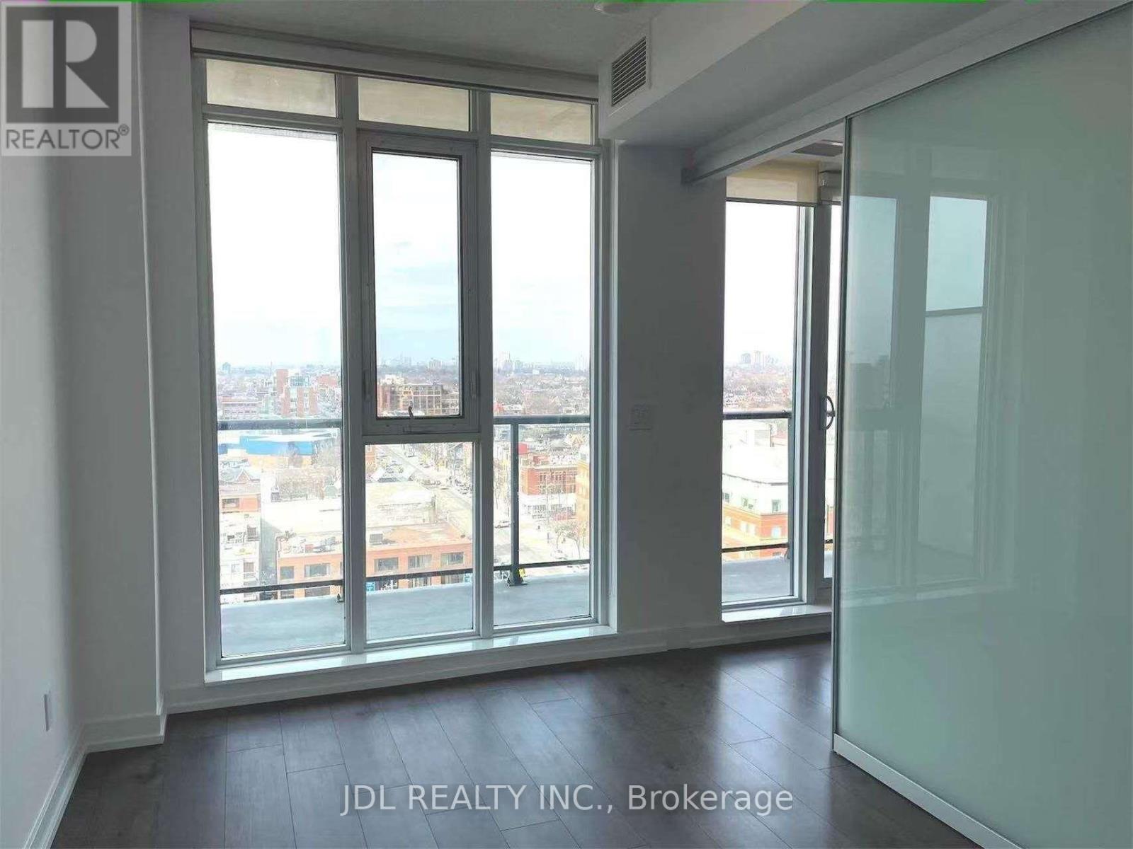 1512 - 297 College Street, Toronto, Ontario  M5T 0C2 - Photo 2 - C13686052
